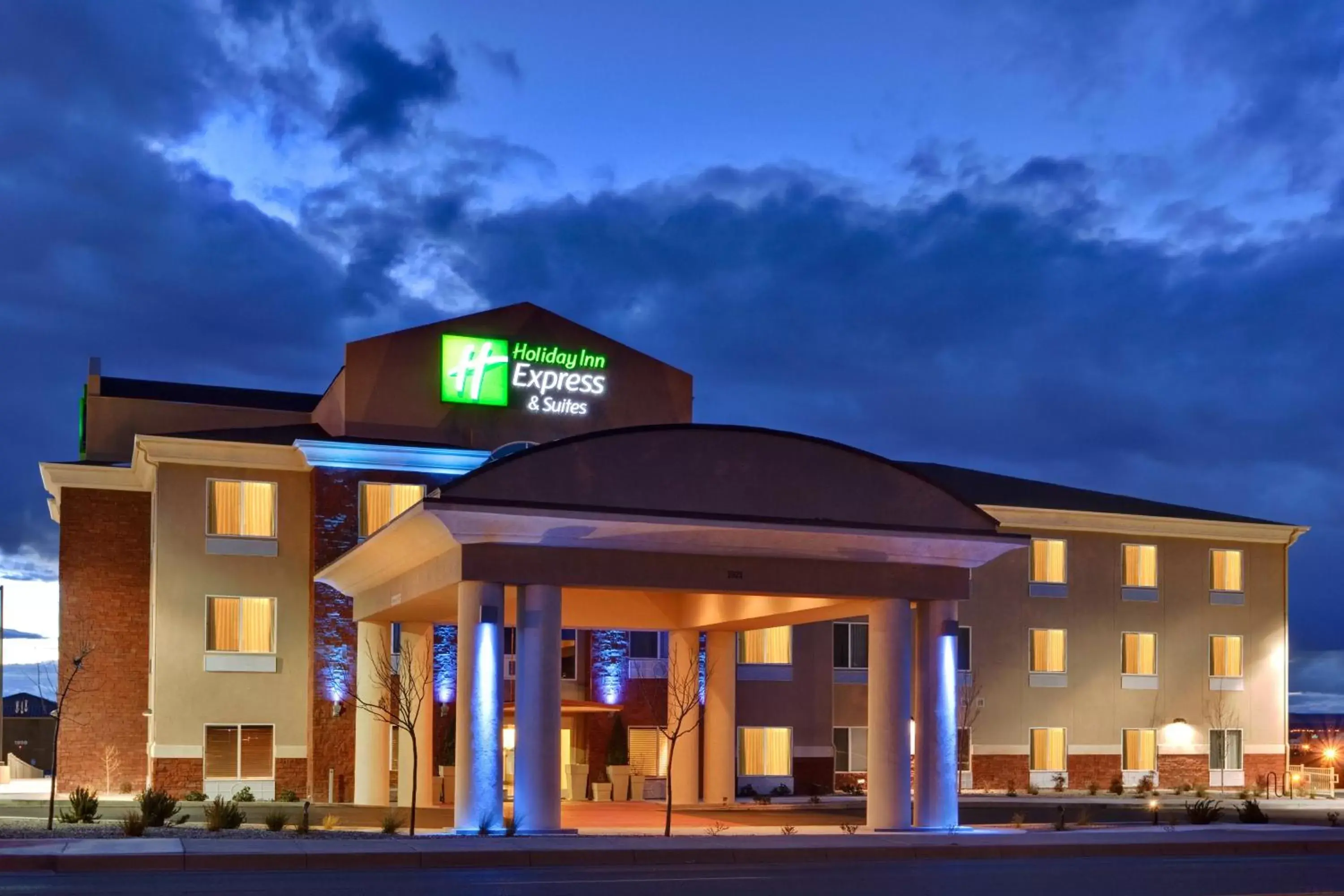 Holiday Inn Express Hotel & Suites Albuquerque Airport by IHG Holiday Inn Express Hotel & Suites Albuquerque Airport by IHG