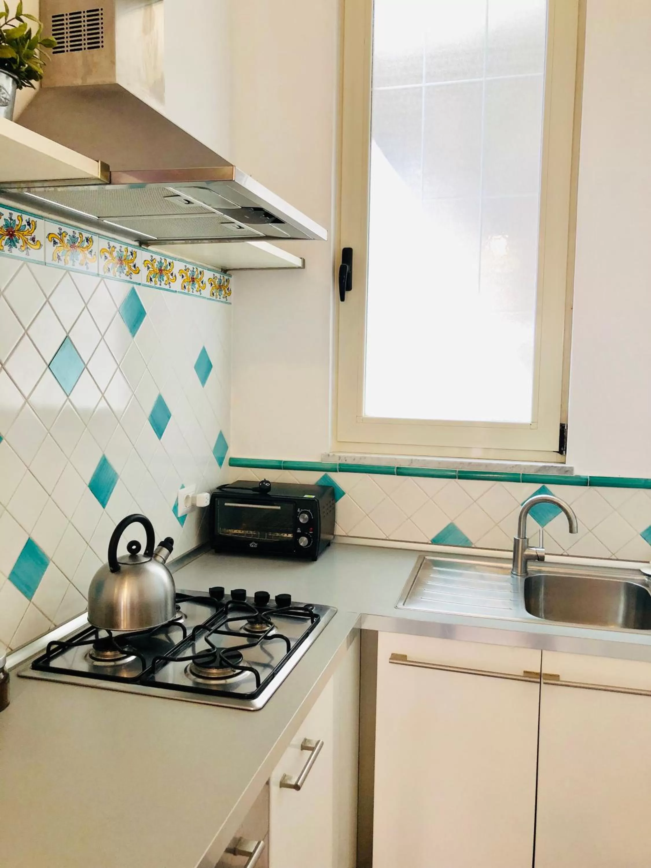 Coffee/tea facilities in Il Giardino Dei Limoni