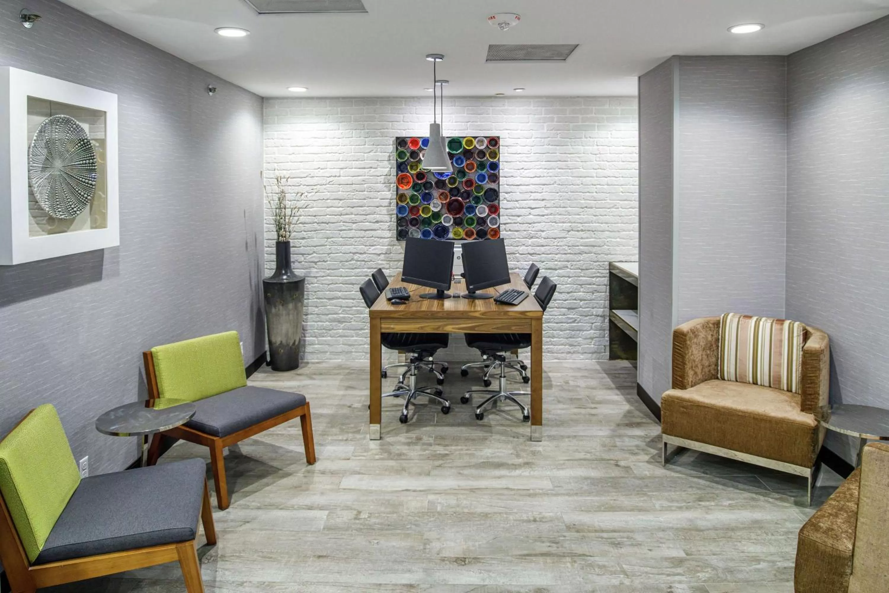 Business facilities in DoubleTree by Hilton Appleton, WI