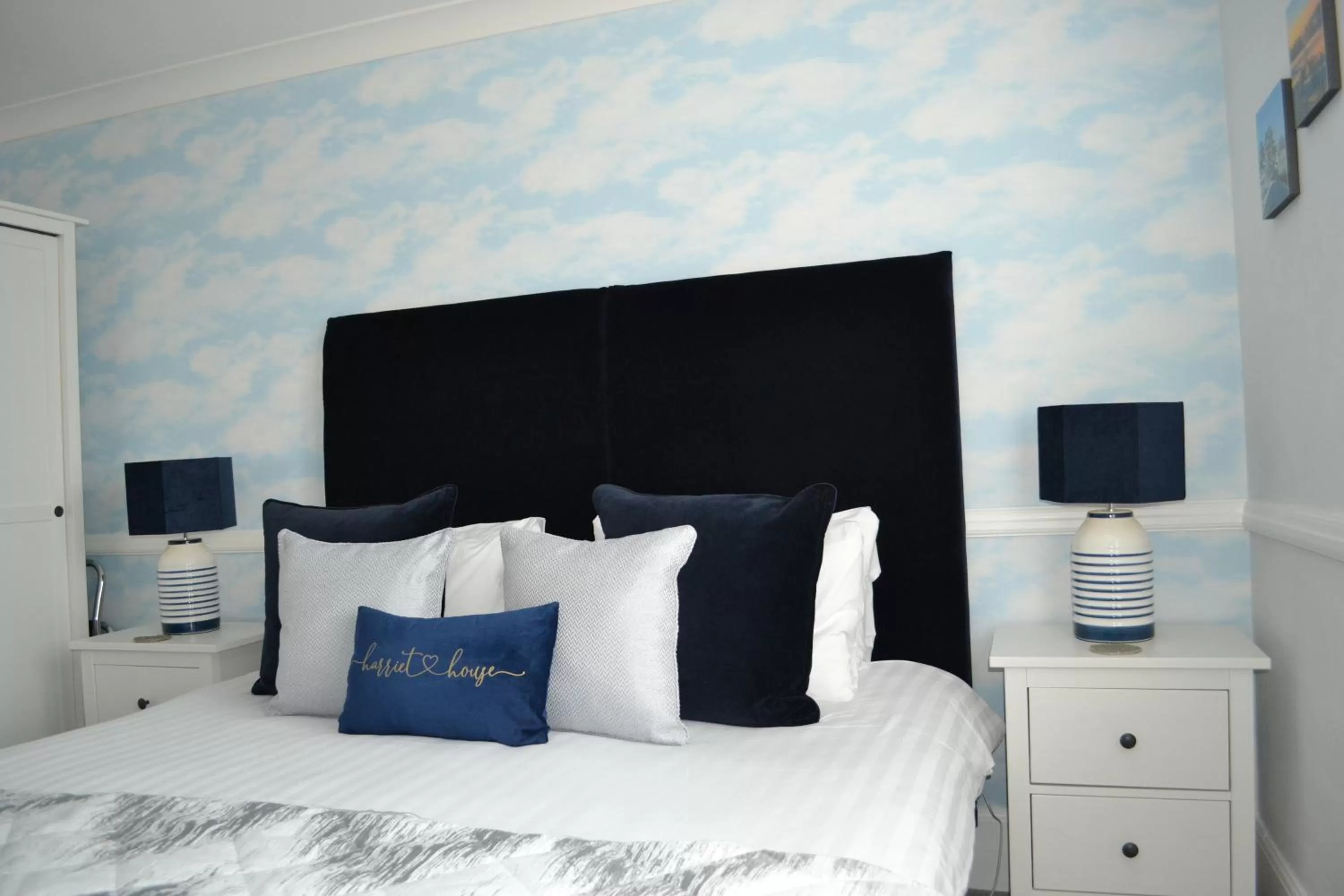 Bed in Harriet House B&B