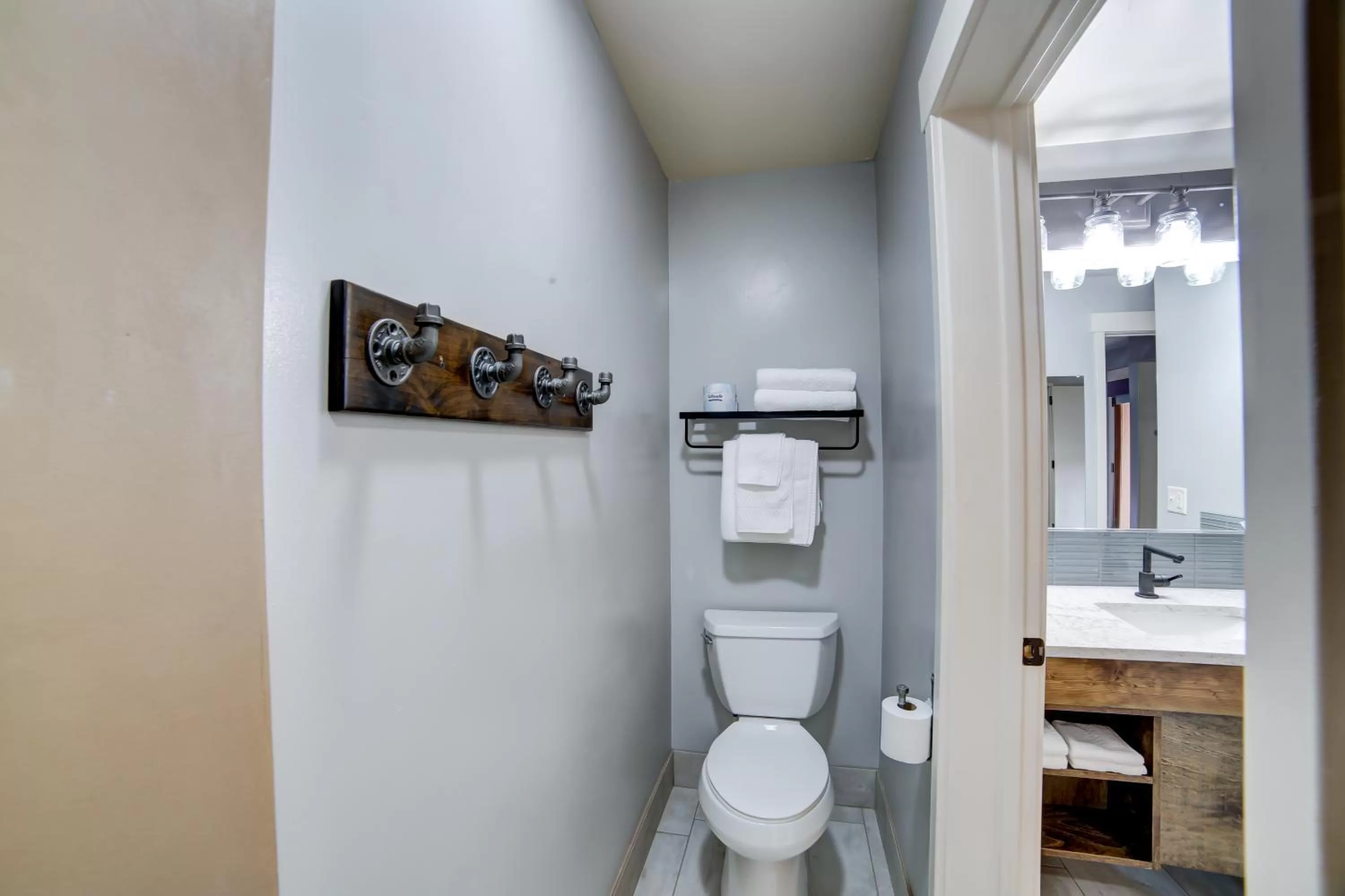 Bathroom in The Gonzo Inn