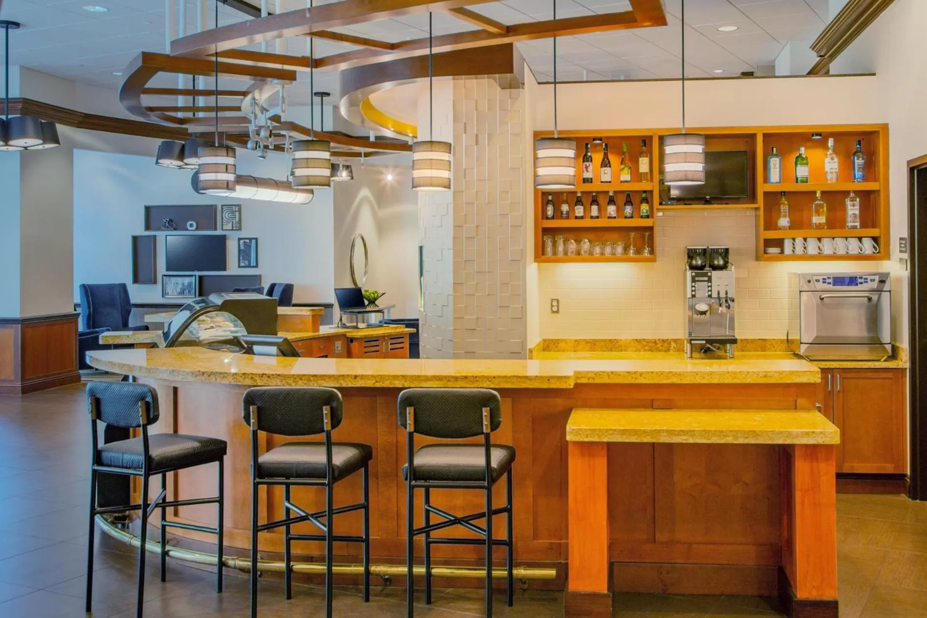 Lounge or bar in Hyatt Place Madison/Downtown