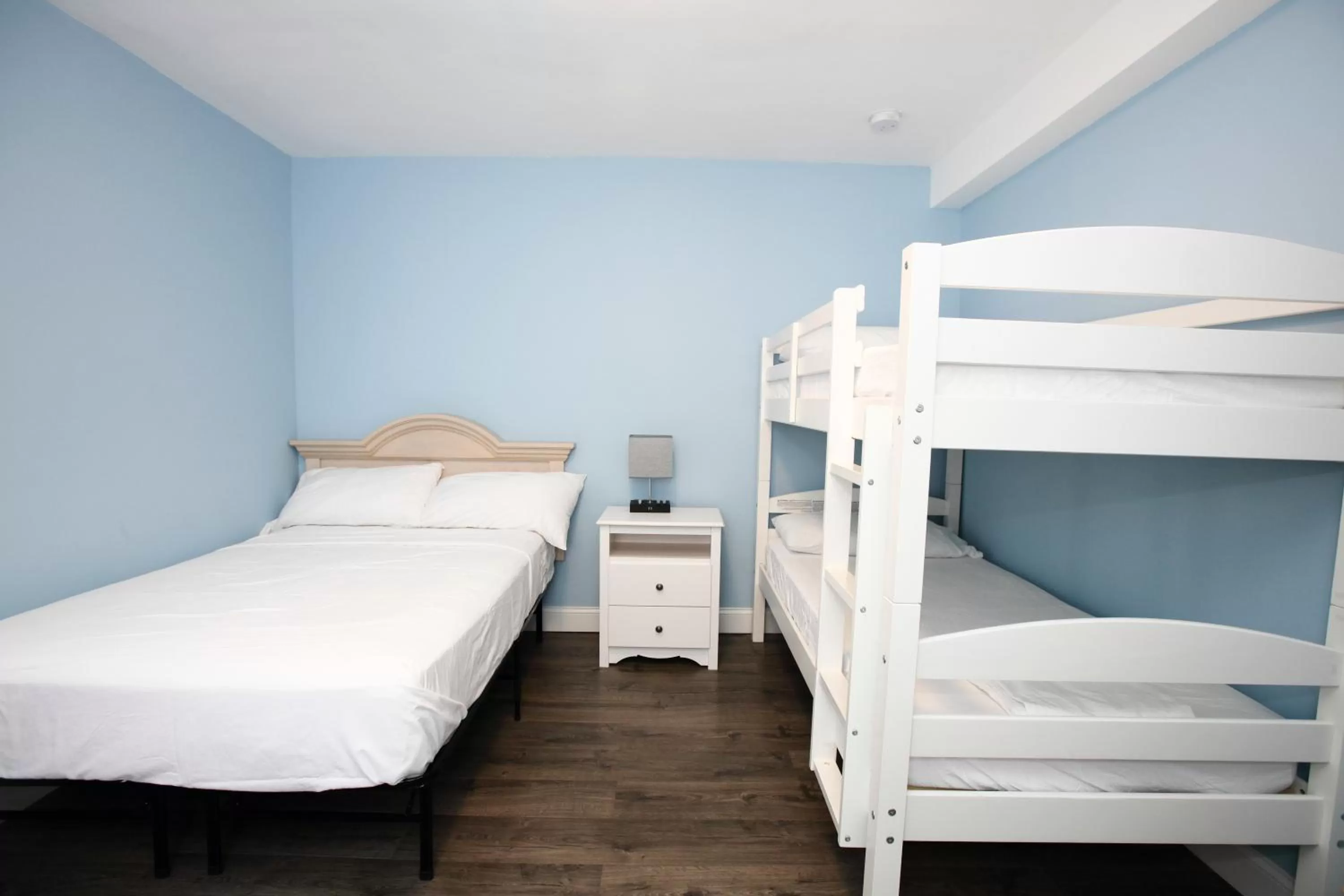 Bedroom, Bunk Bed in Garfield Beach House
