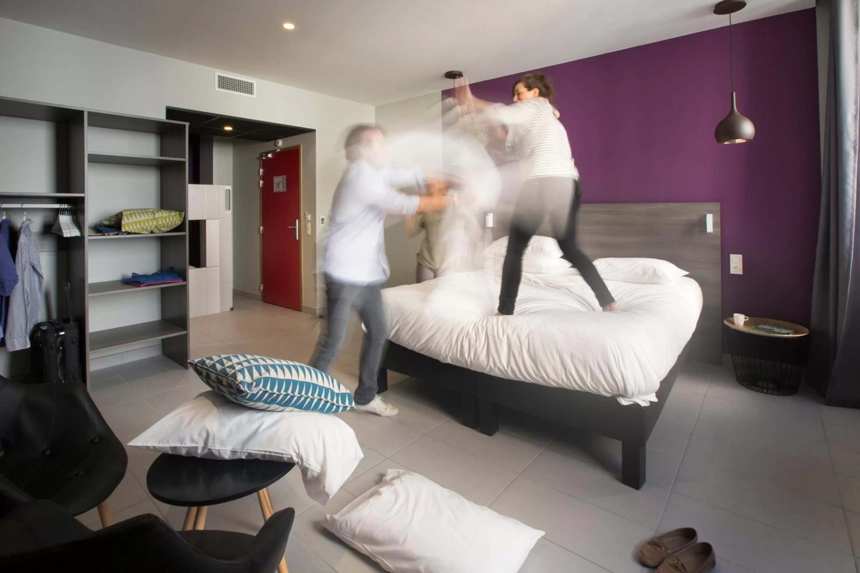 Deluxe Family Room in Urban Style HOTEL LES FLEURINES