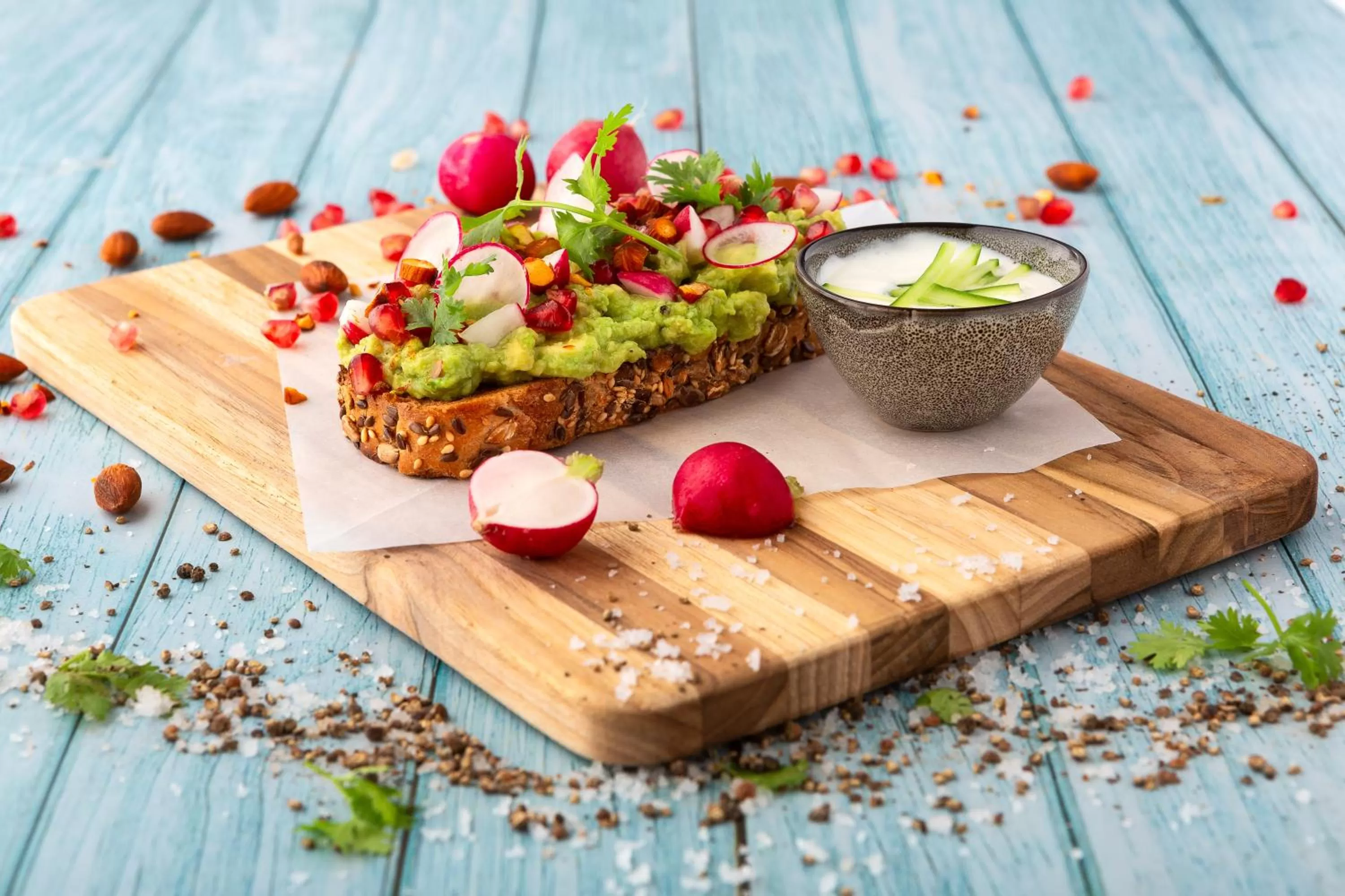 Restaurant/places to eat in Th8 Palm Dubai Beach Resort Vignette Collection, an IHG hotel