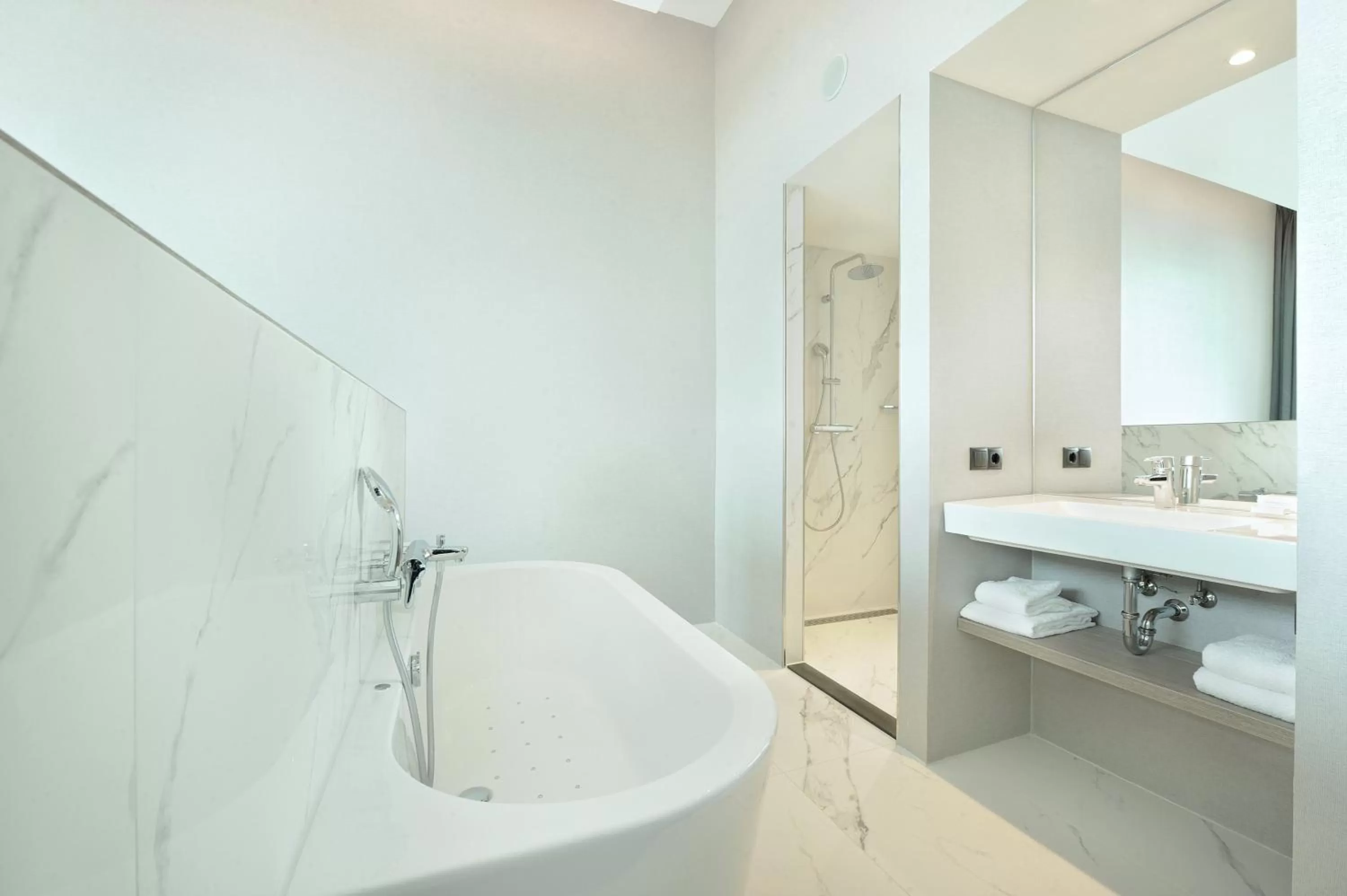 Bathroom in Van der Valk Hotel Nijmegen-Lent