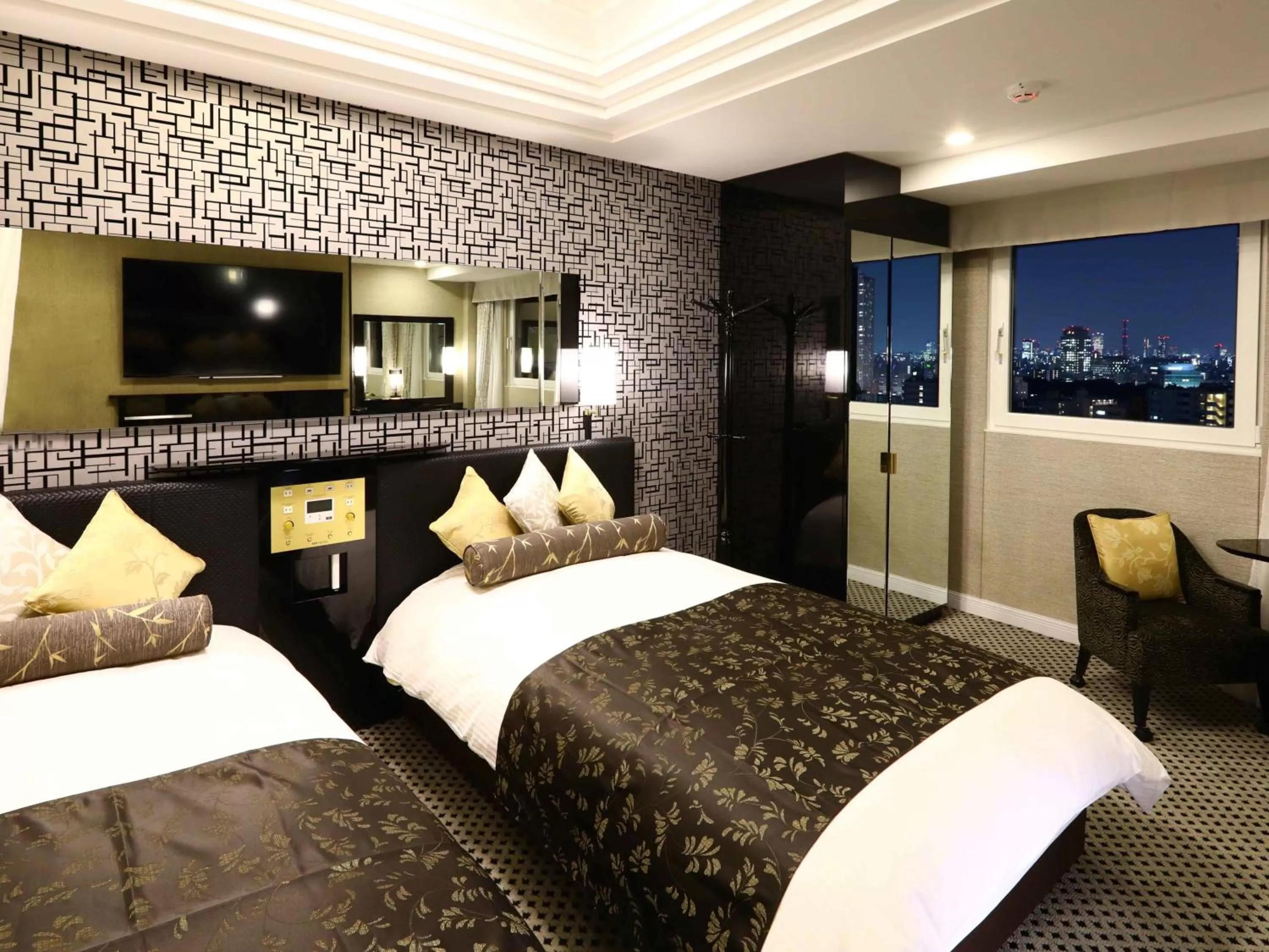 Bed in APA Hotel Yamanote Otsuka Ekimae Tower