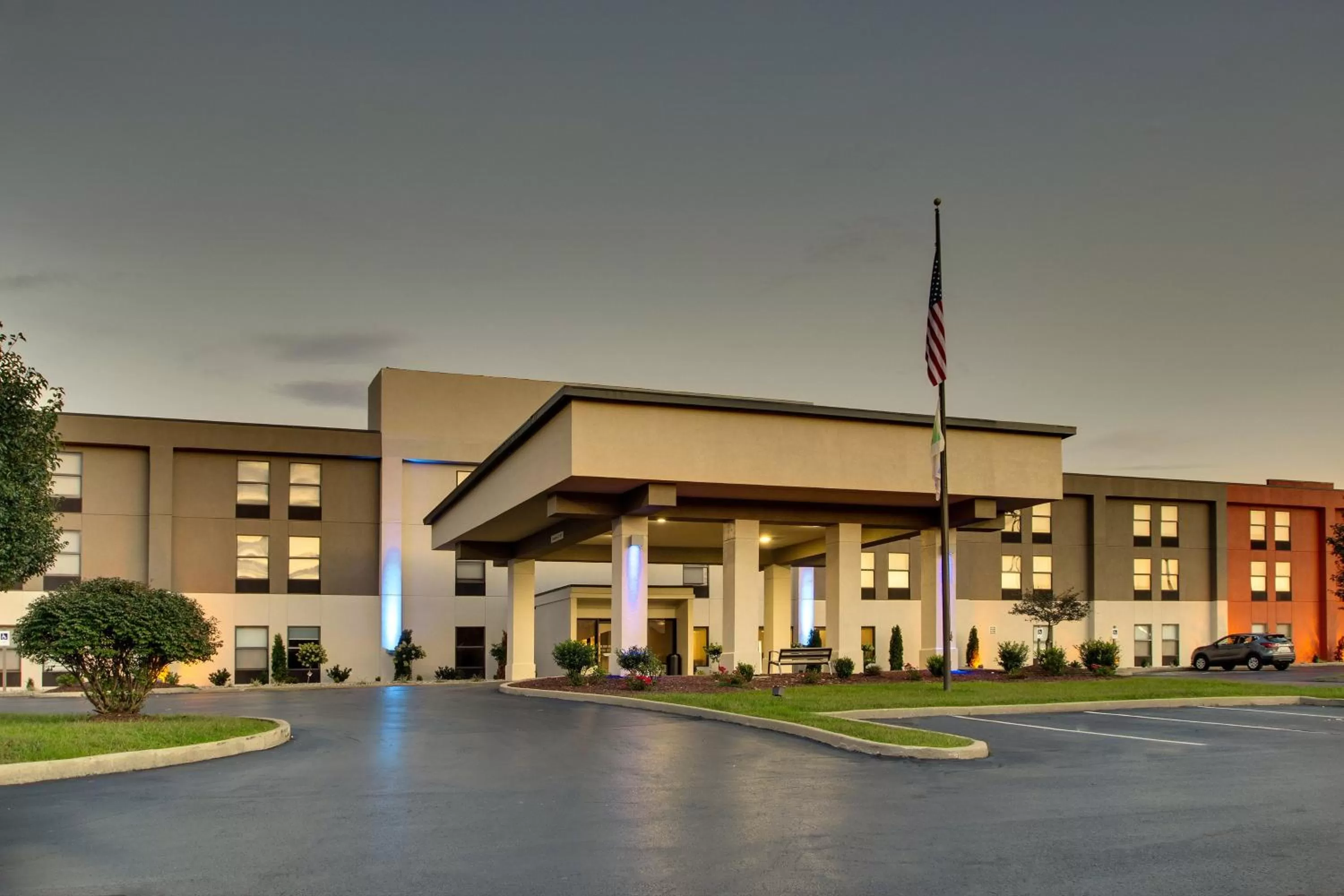 Property building in Holiday Inn Express - Horse Cave by IHG