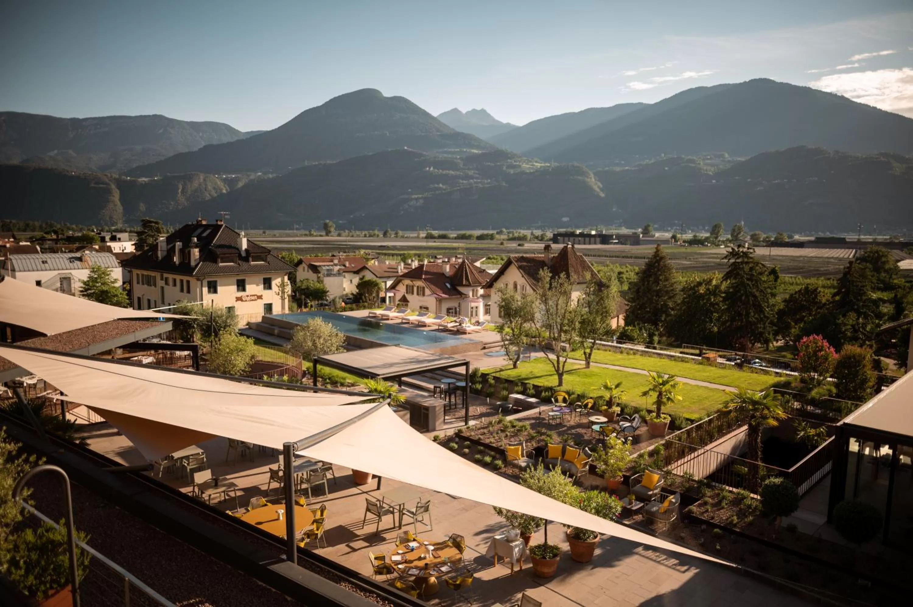 Property building in Hotel Muchele