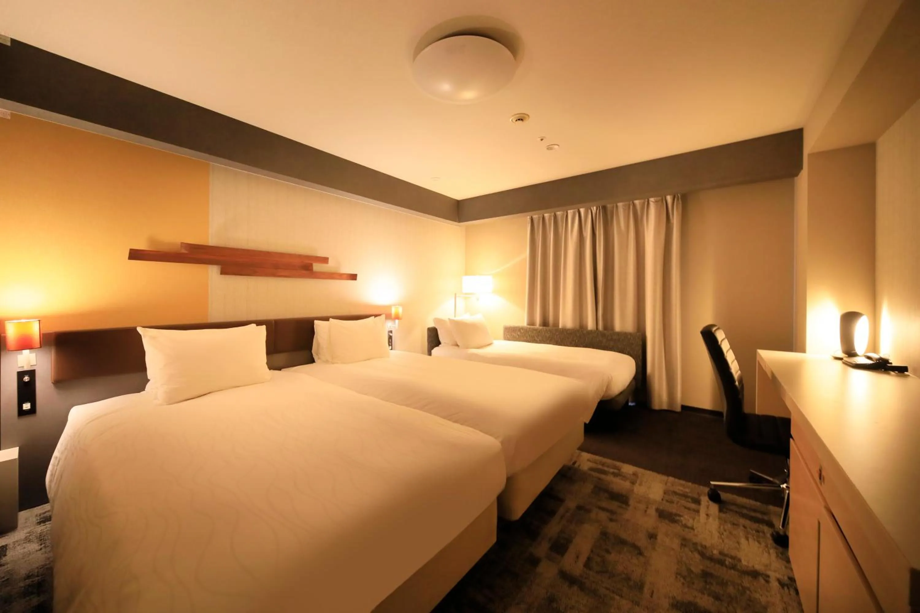 Bed in Richmond Hotel Narita