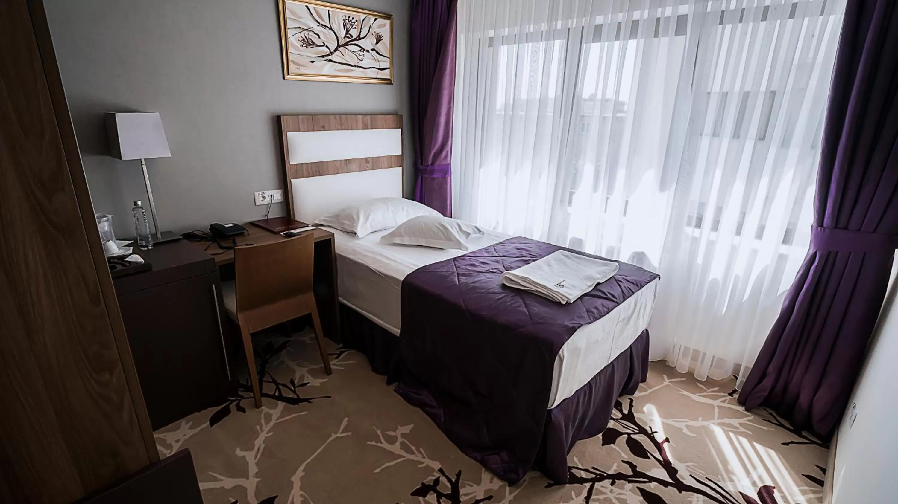 Bed in New Belvedere