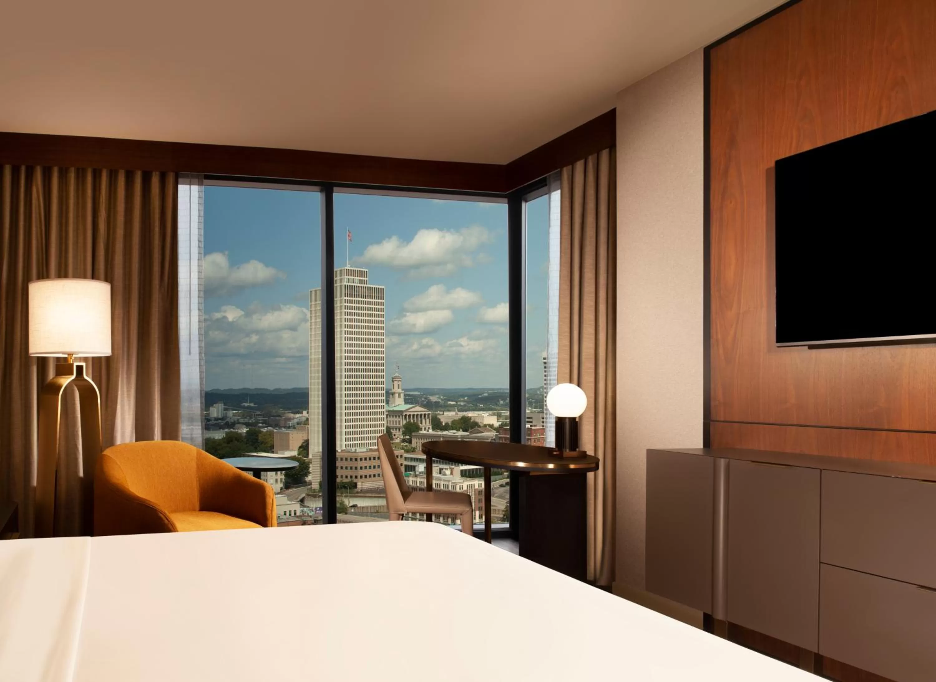 Bedroom, Bed in Grand Hyatt Nashville