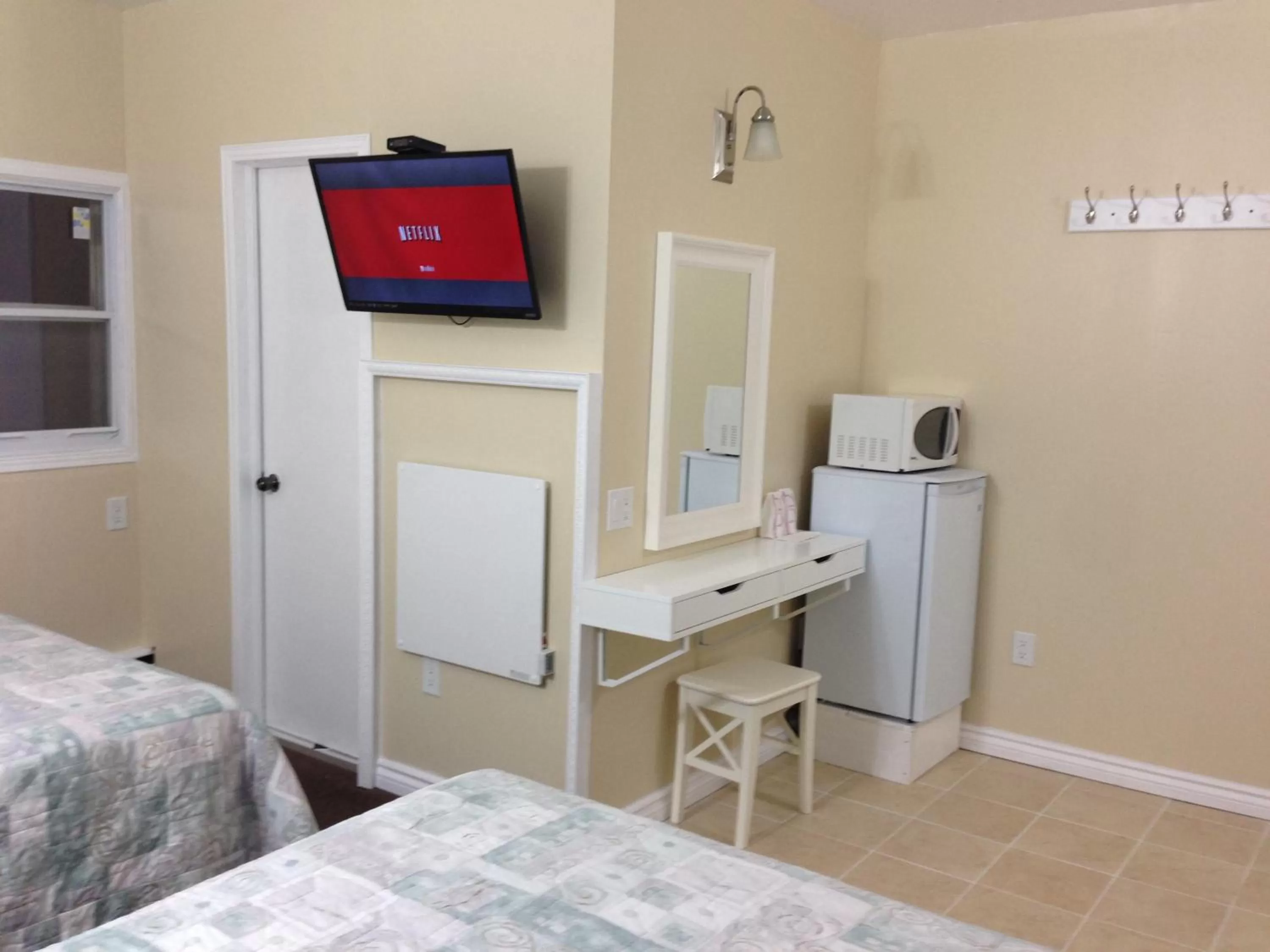 Bed in Davidson Motel