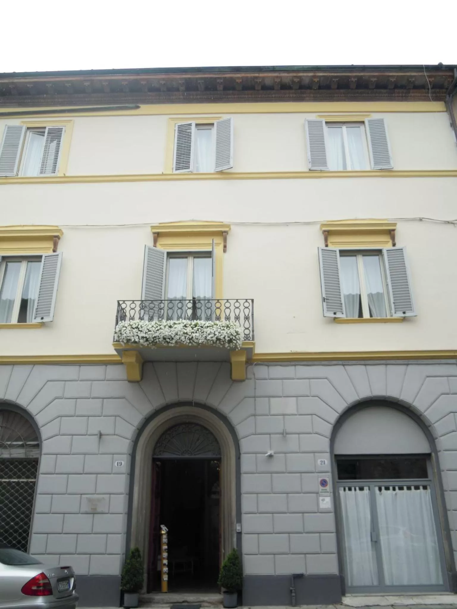 Facade/entrance in B&B Relais Inn Lucca