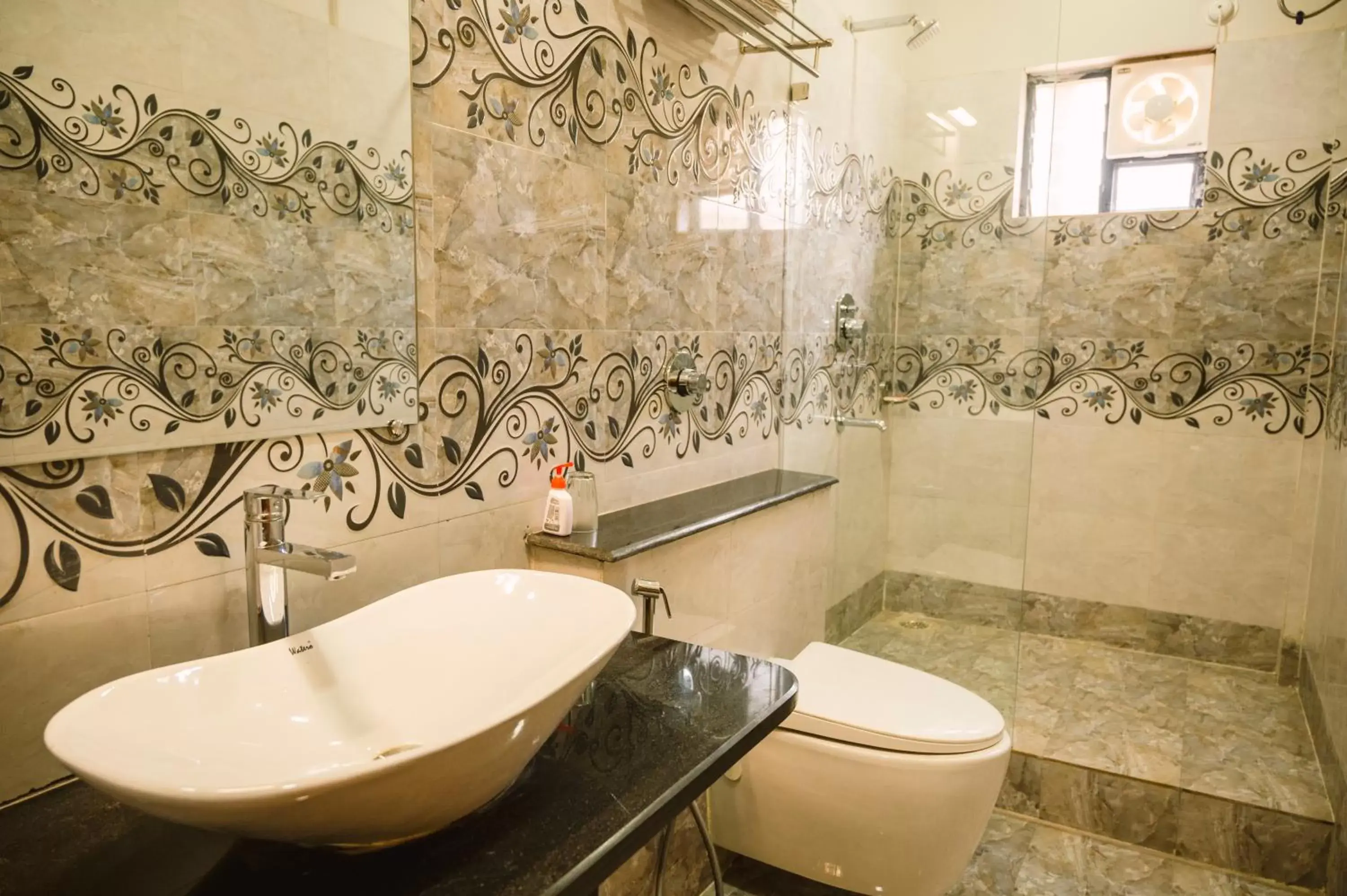 Deluxe Double Room - single occupancy in Hotel Green Apple Deluxe Double Room - single occupancy in Hotel Green Apple