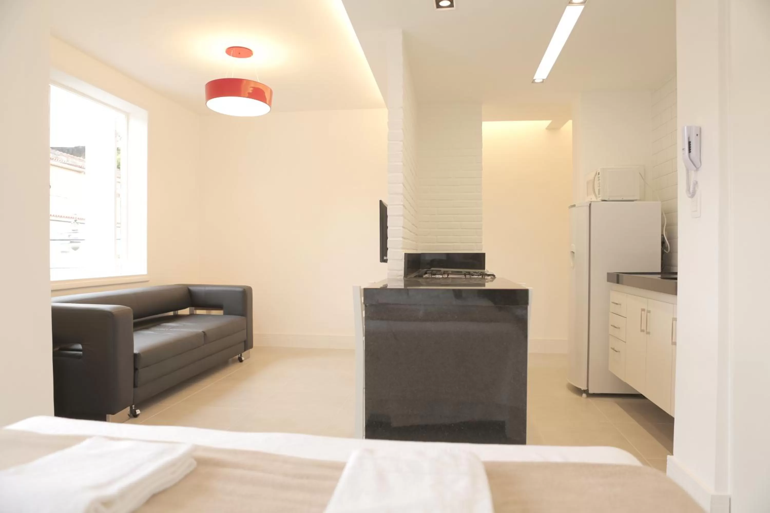 Kitchen or kitchenette, Bed in New Sugar Loft Apartments