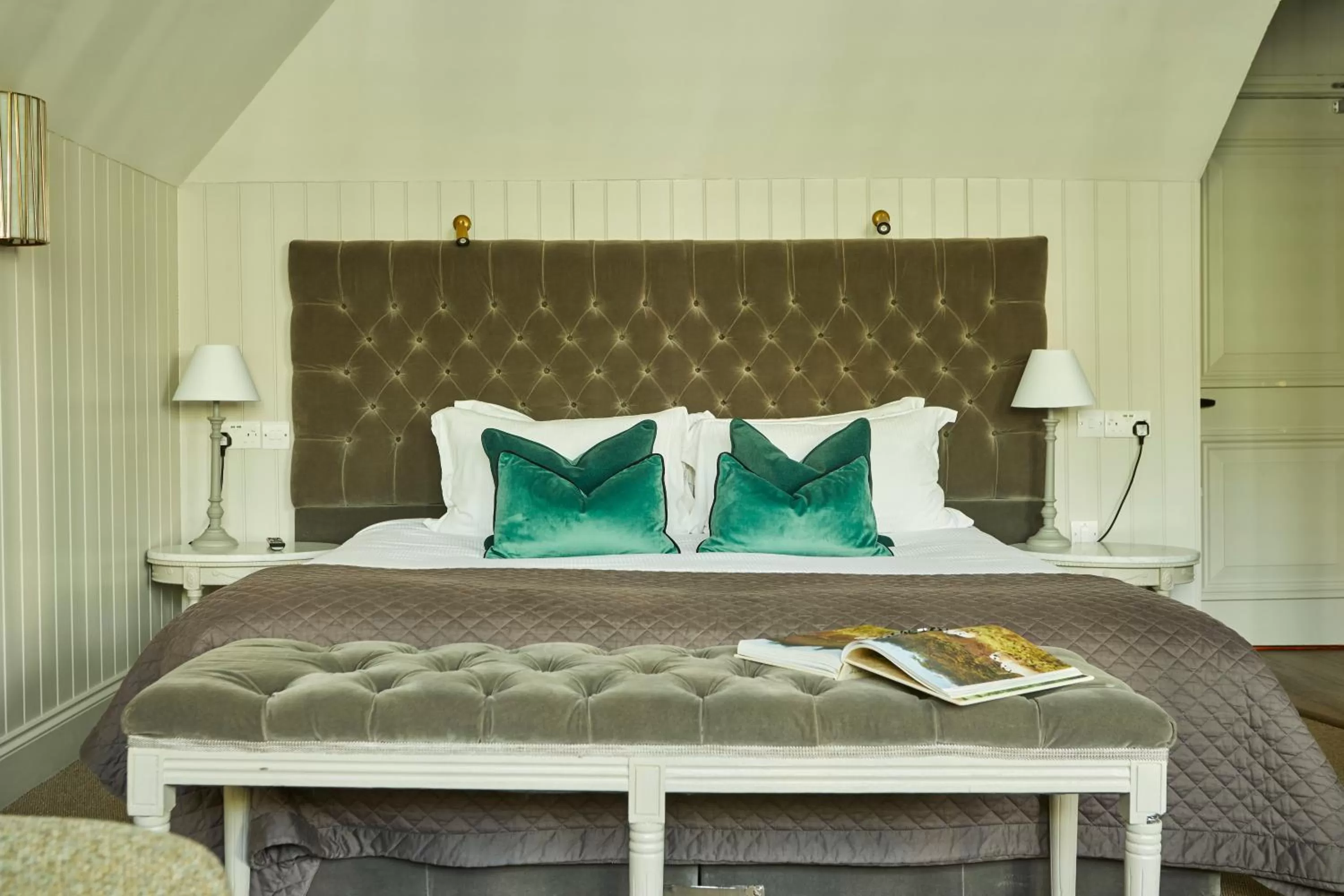 Bed in The King's Arms