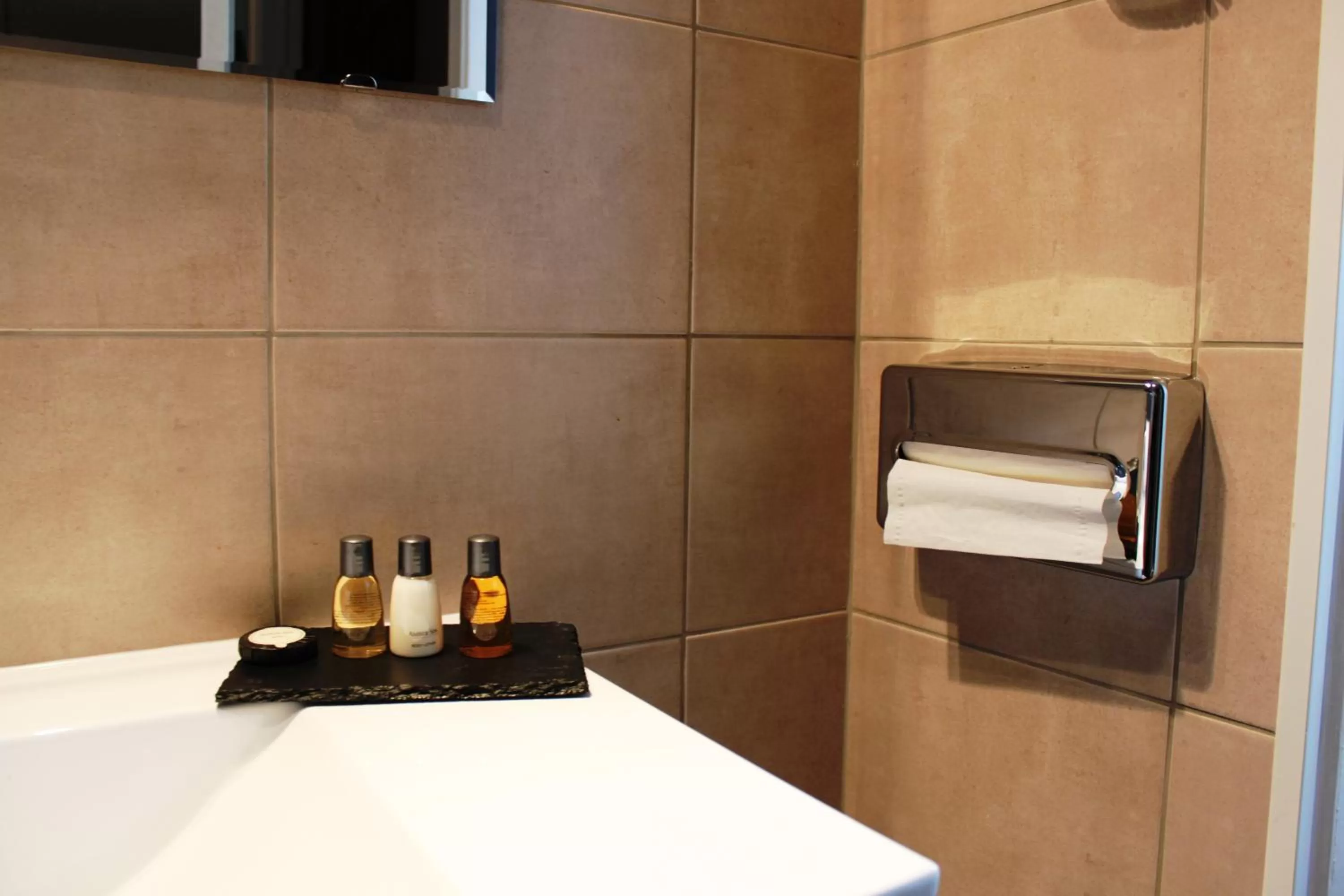 Bathroom in Résidence et Chambres d'Hôtes de La Porte d'Arras