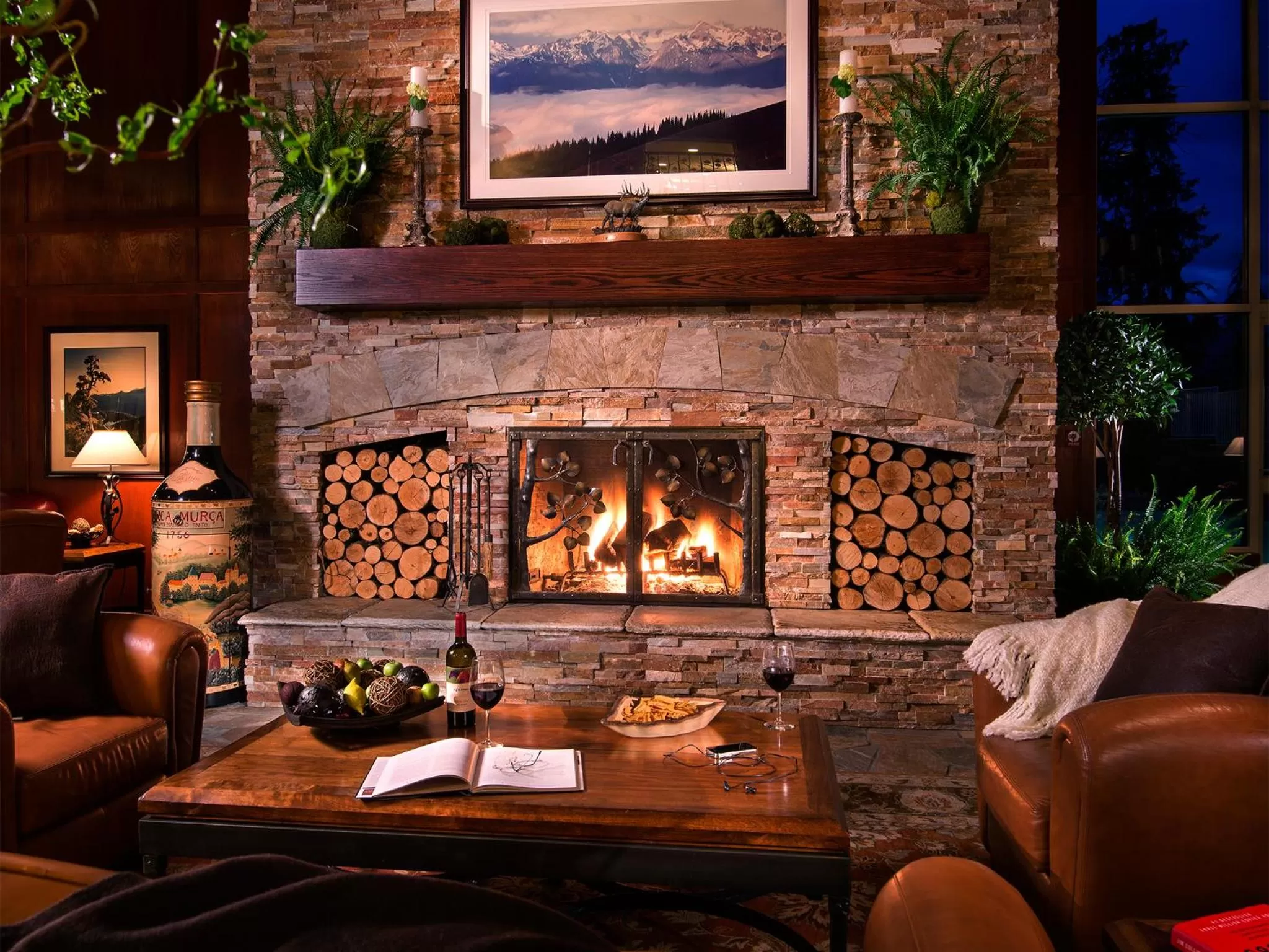 Lobby or reception in Olympic Lodge by Ayres