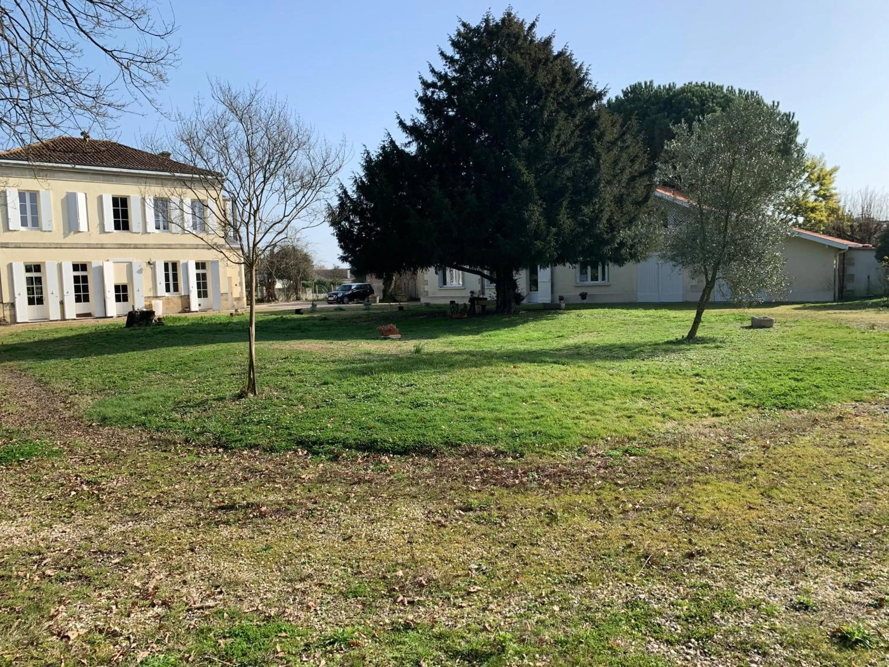 Garden in Suite privative Abella - Aile de maison bourgeoise