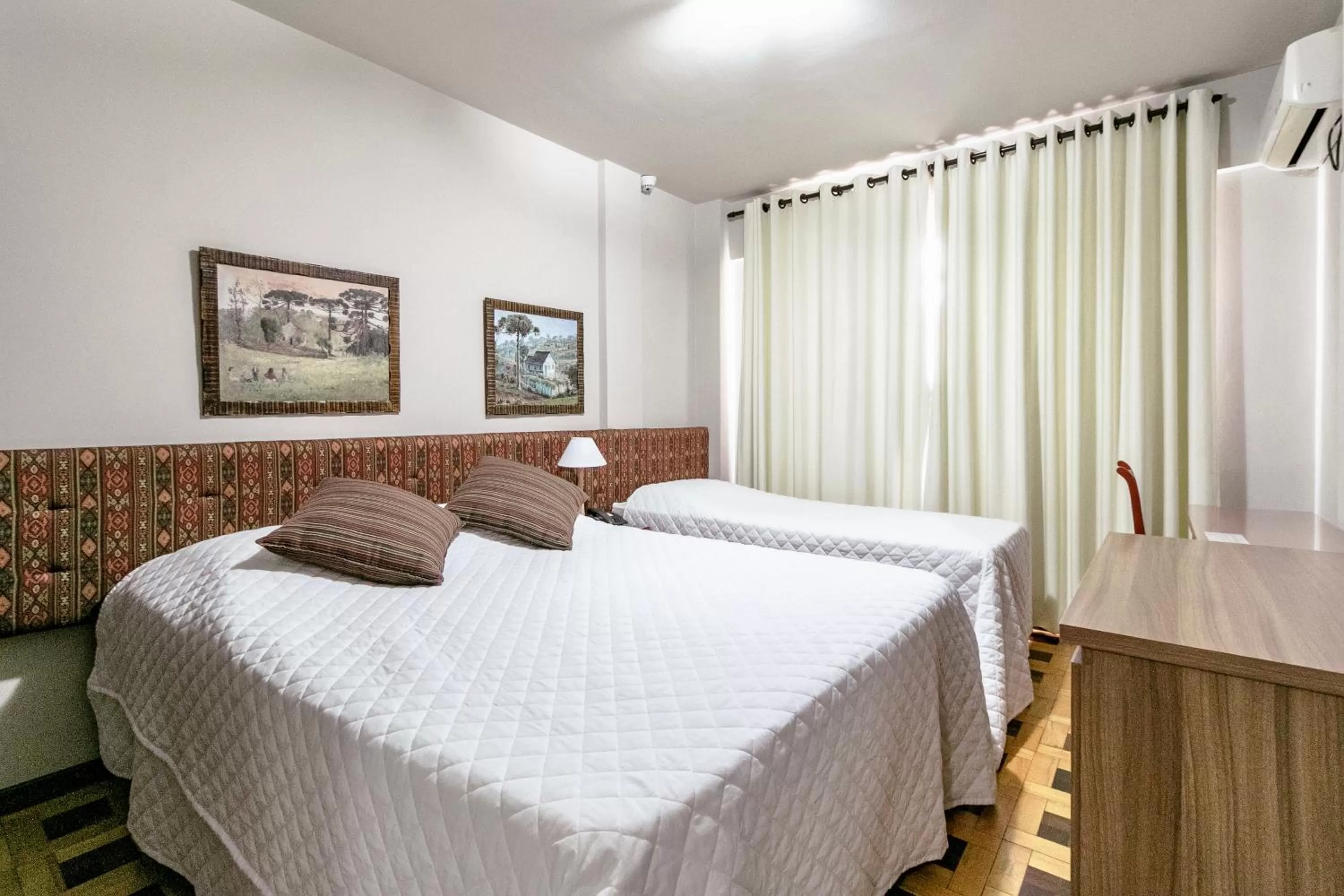 Bed in Hotel San Rafael