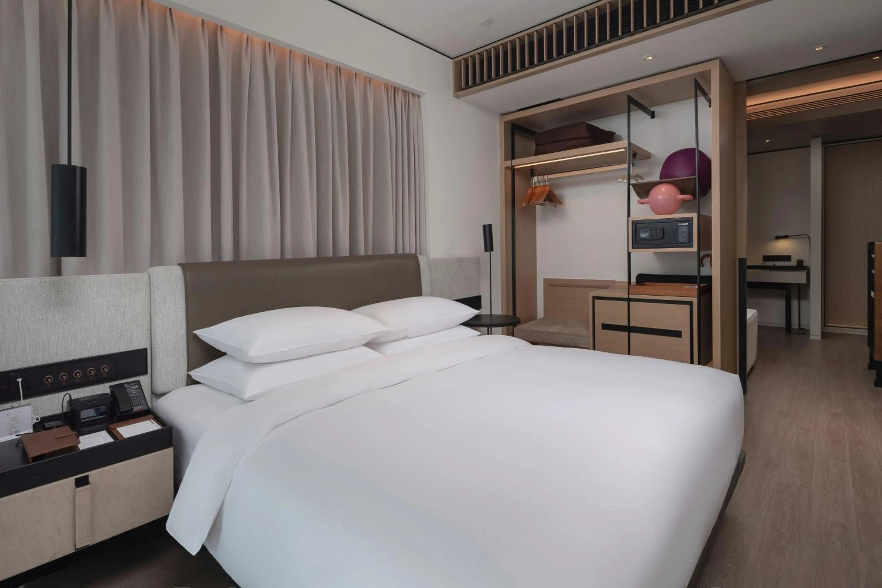Bed in THE MUMIAN HOTEL Shenzhen luohu