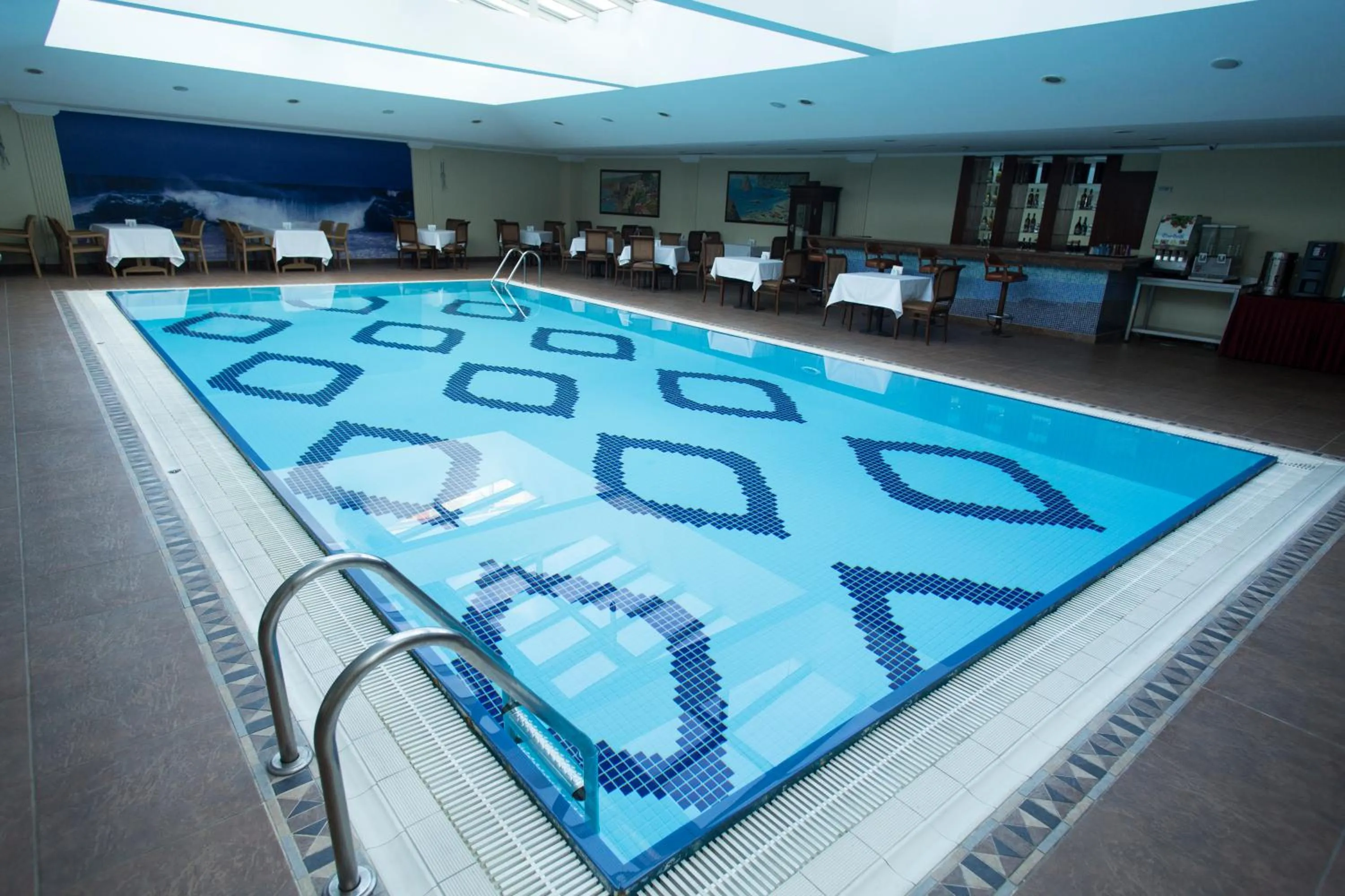 Pool view in Topkapi Inter Istanbul Hotel