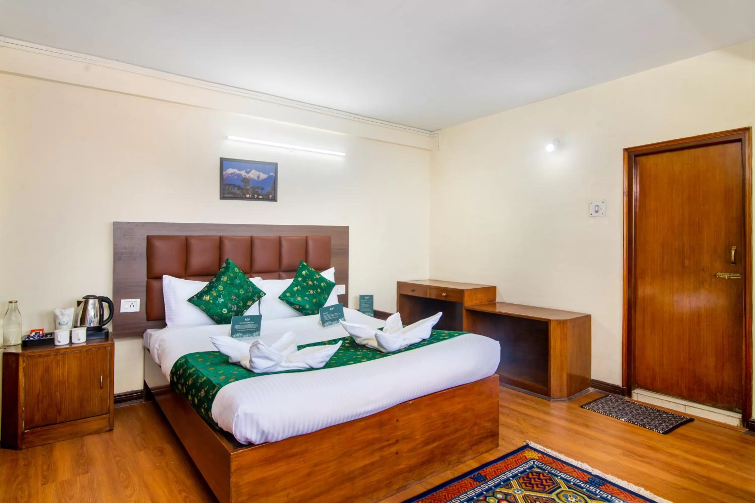 Bed in Muscatel BhumSang - 200 Mts from Mall Road