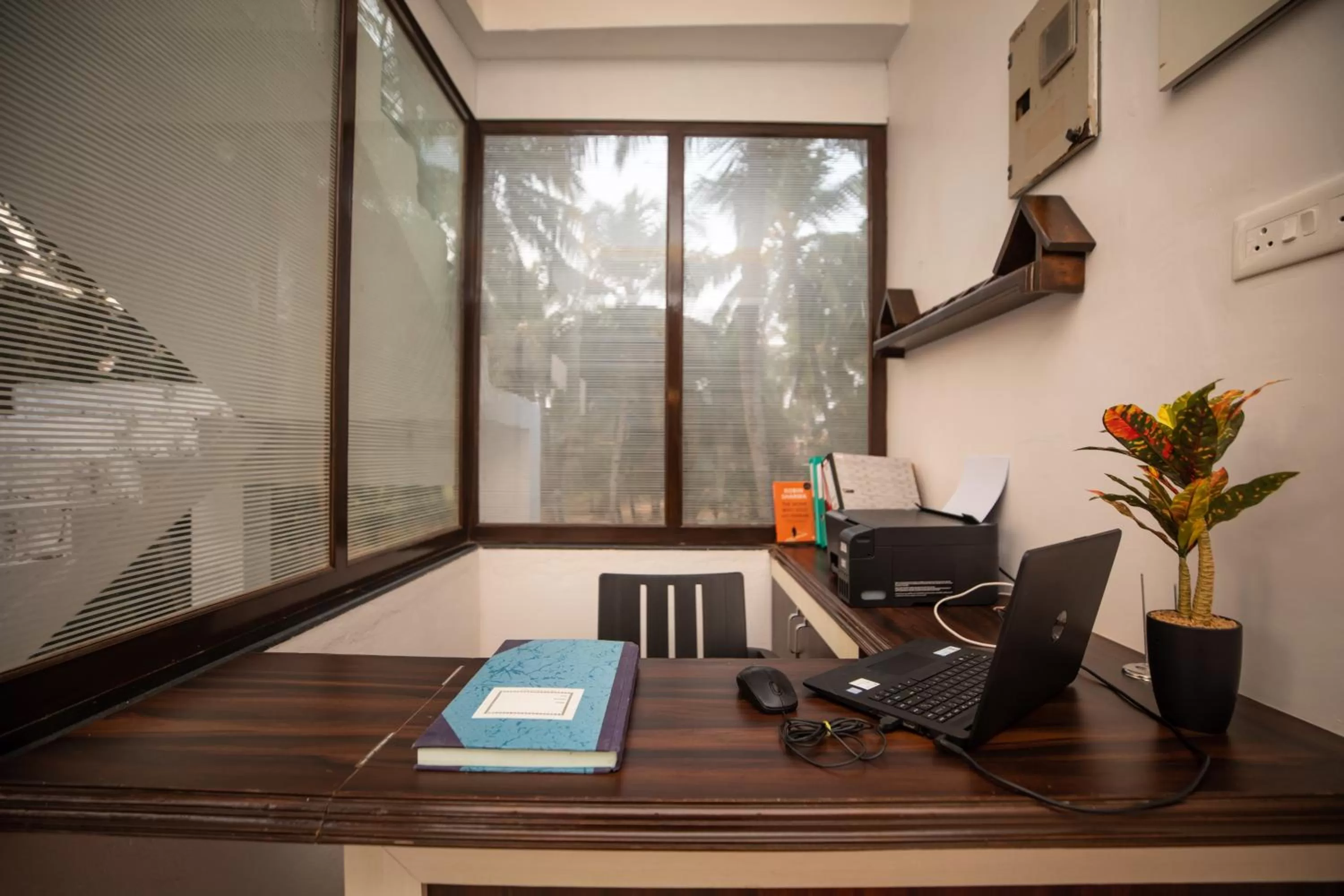 Business facilities in The Woodside Inn