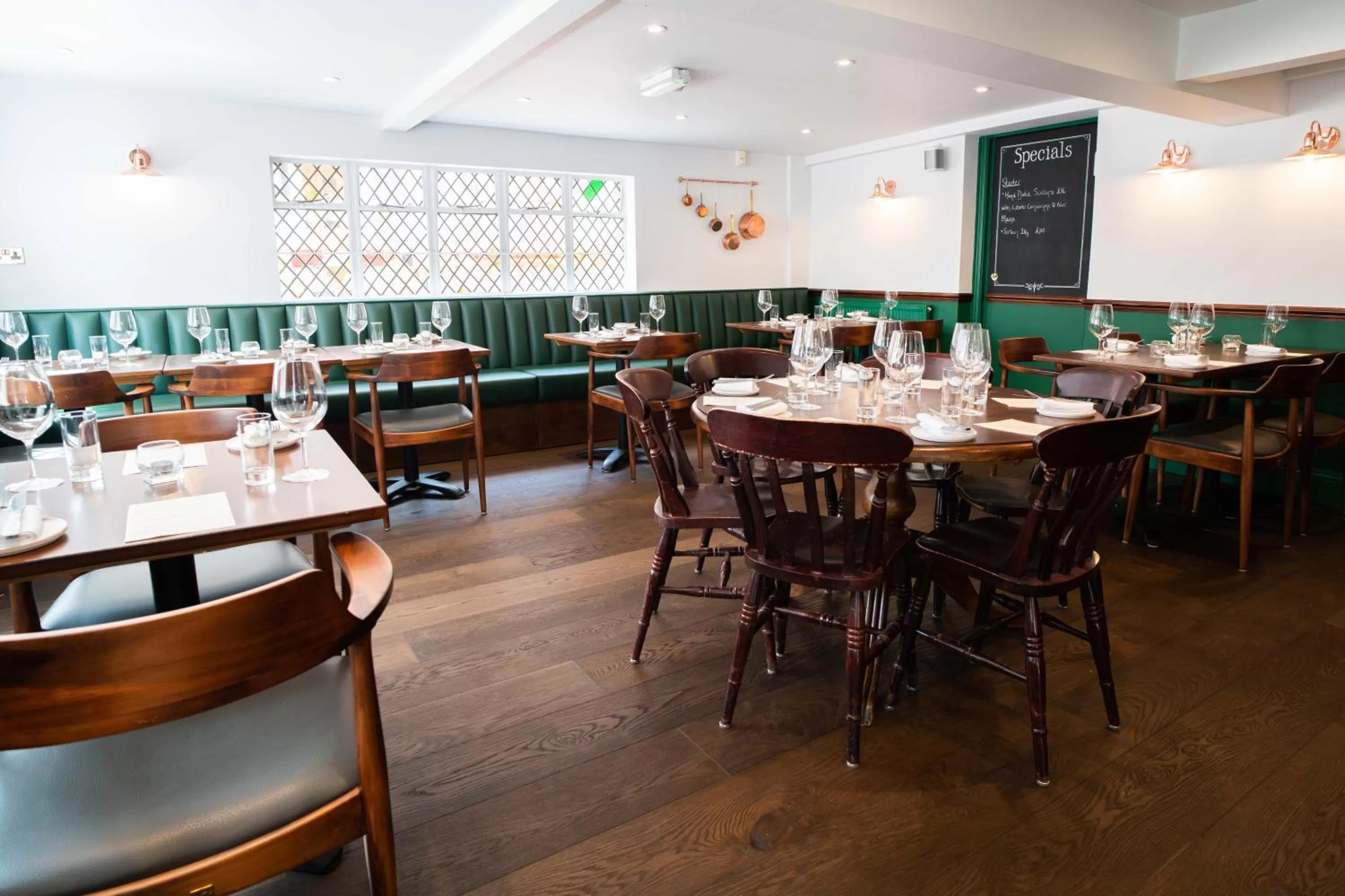Dining area, Restaurant/Places to Eat in The Silver Cup