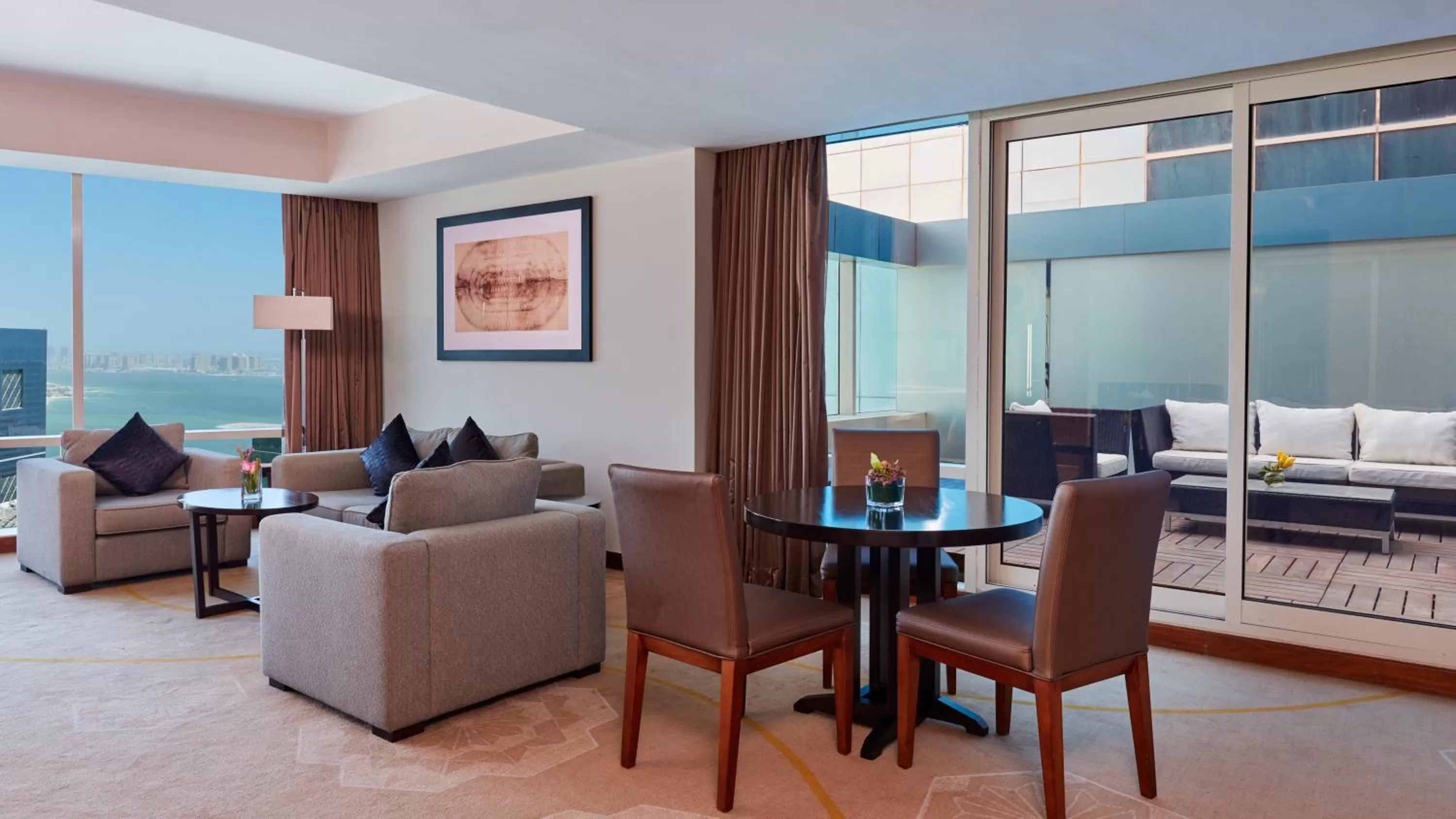 Photo of the whole room in InterContinental Doha The City by IHG