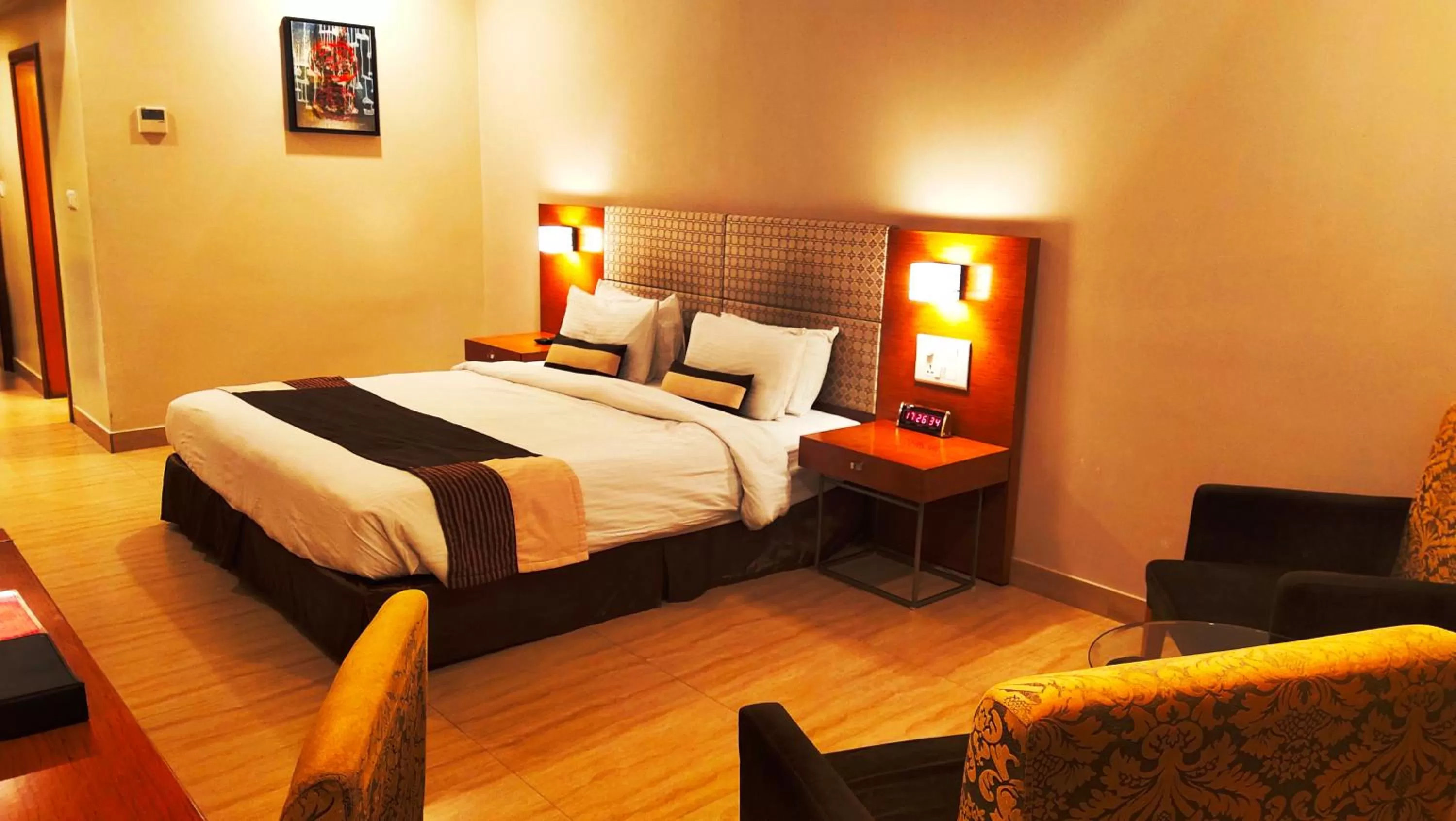 Bed in Best Western Ashoka