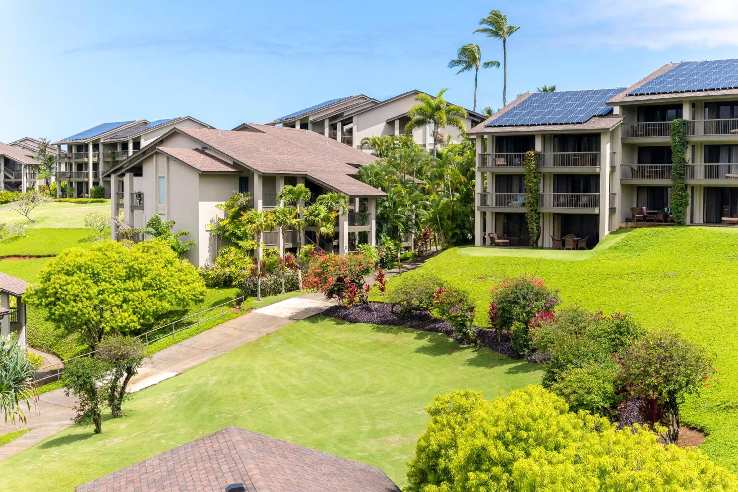 Property building in Hanalei Bay Resort