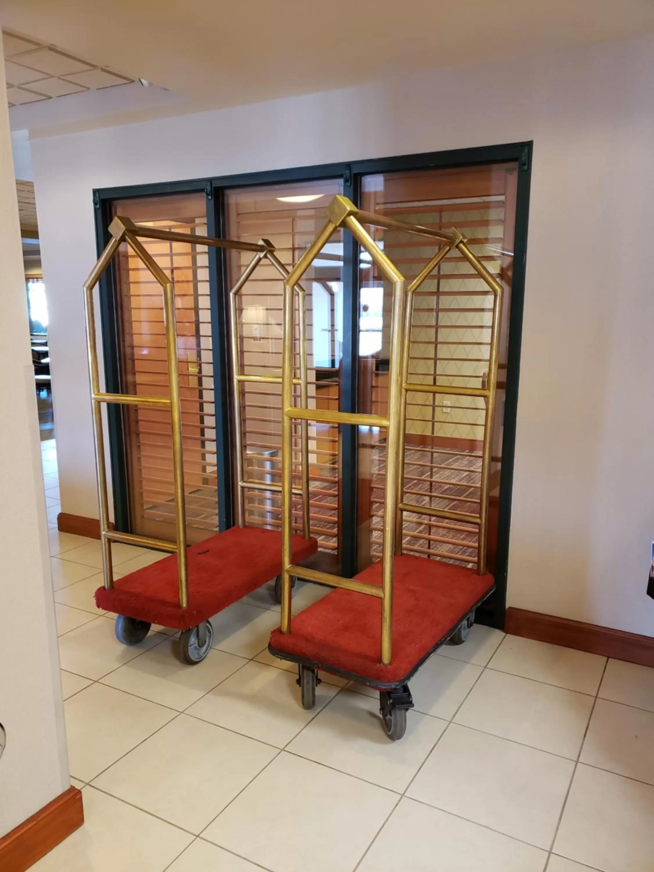 Lobby or reception in Wingate by Wyndham Coon Rapids