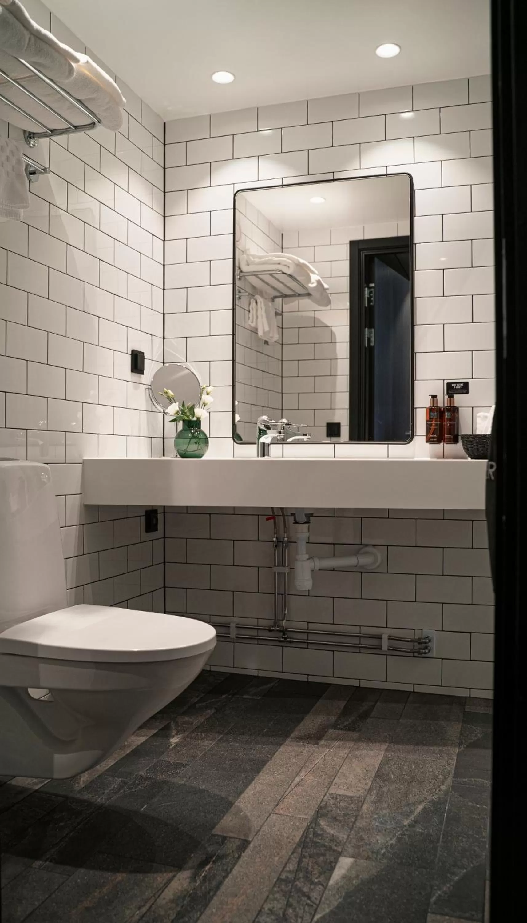 Shower in Clarion Hotel Winn