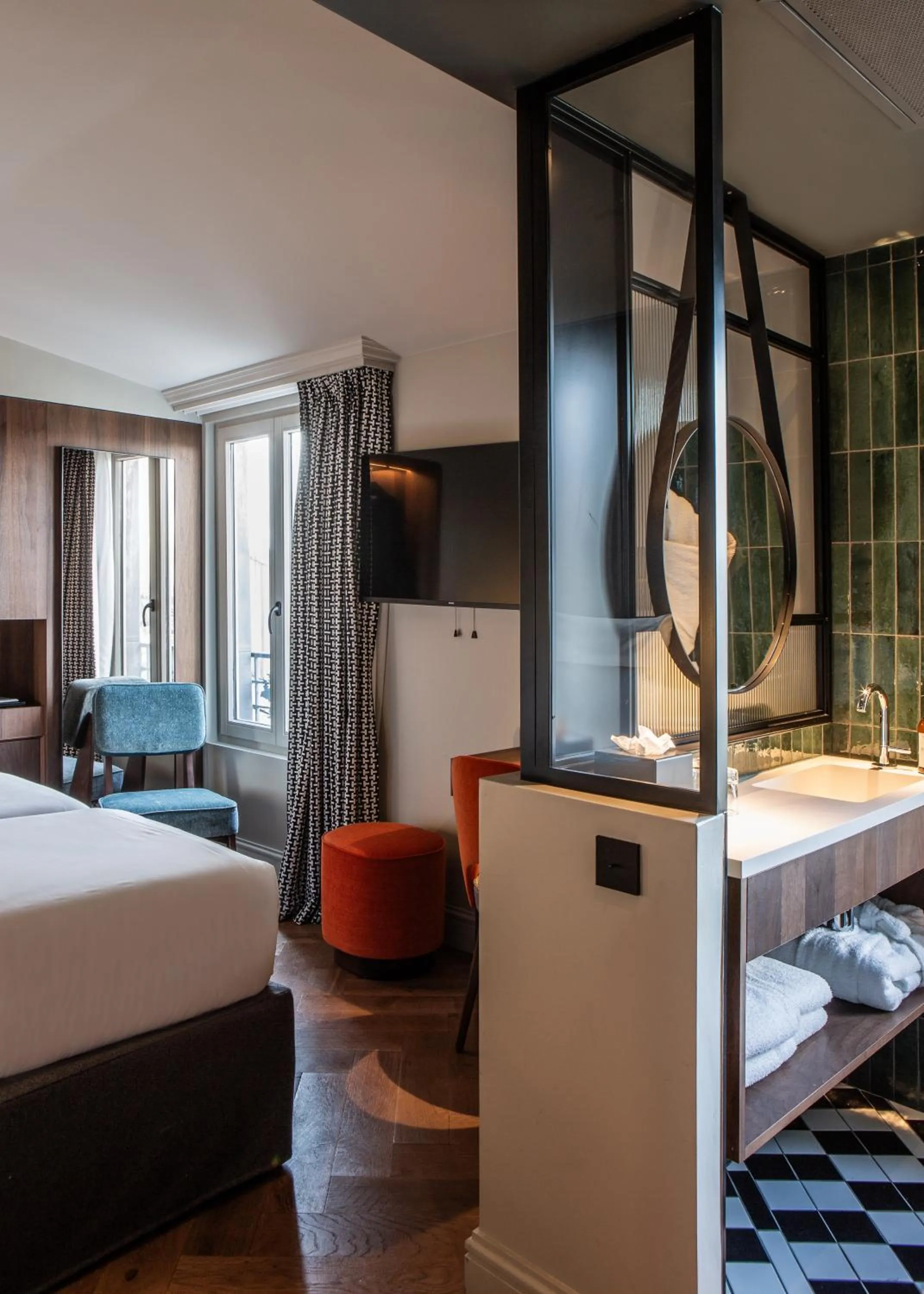 Bed in Hotel Flanelles Paris