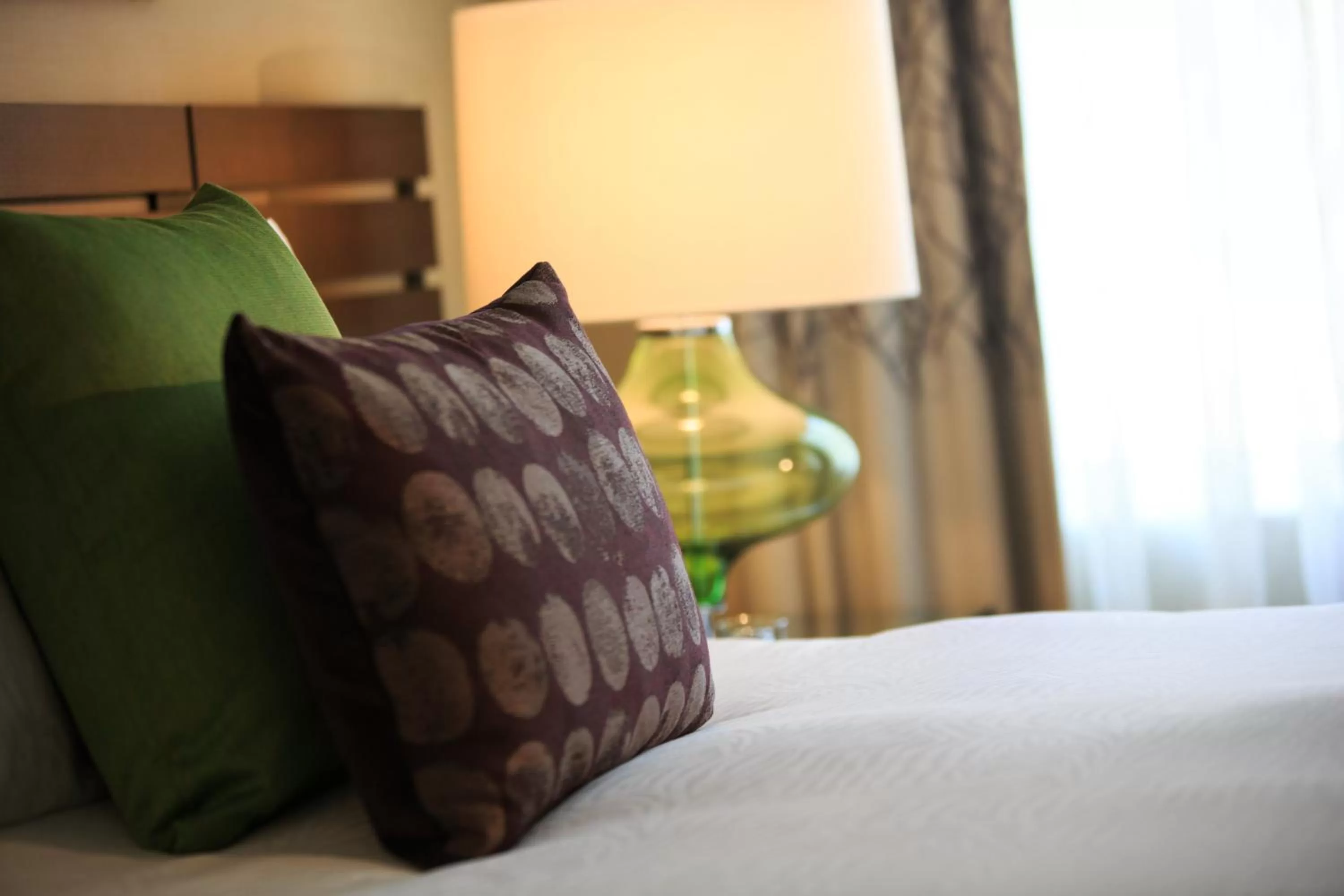 Photo of the whole room, Bed in Kimpton Hotel Vintage Seattle by IHG