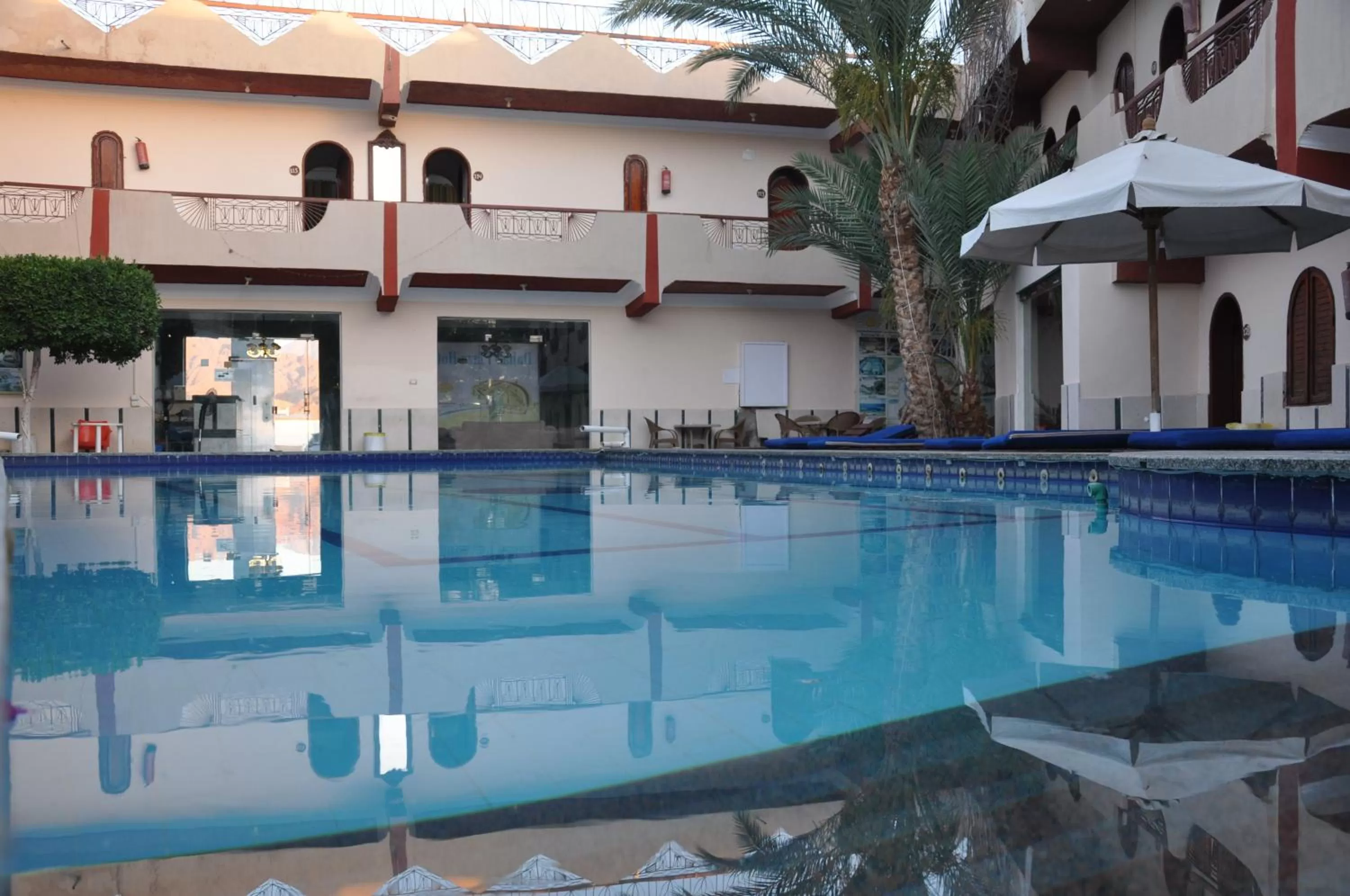 Swimming pool in Dahab Plaza Hotel
