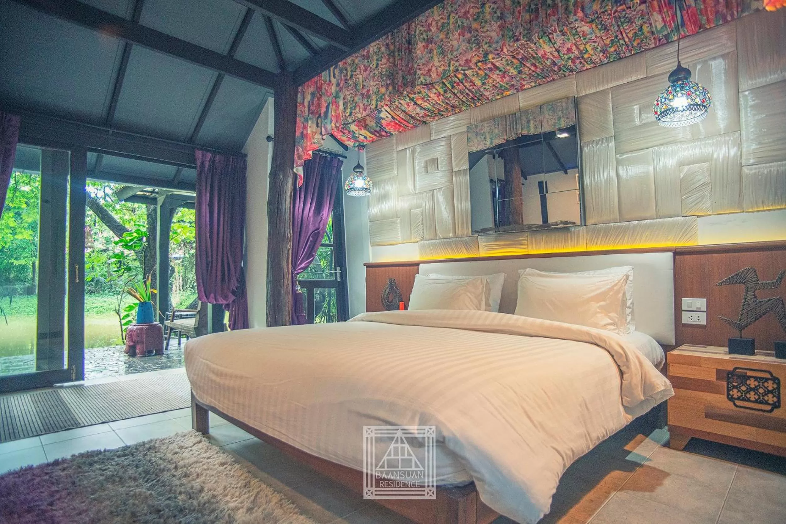 Photo of the whole room, Bed in Baan Suan Residence เฮือนพักบ้านสวน