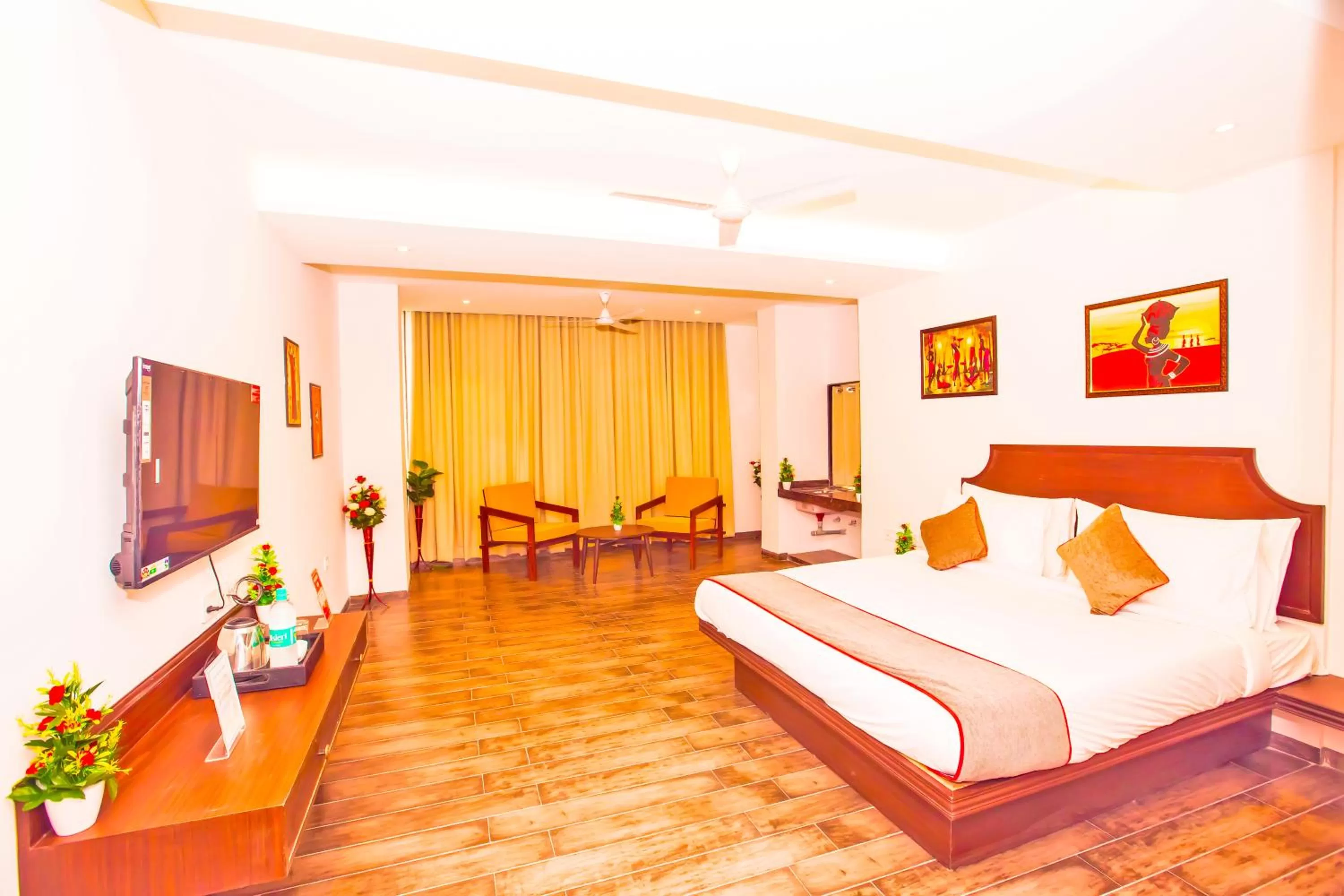 Family Room - single occupancy in Super Townhouse Central Bazar Road Ramdaspeth