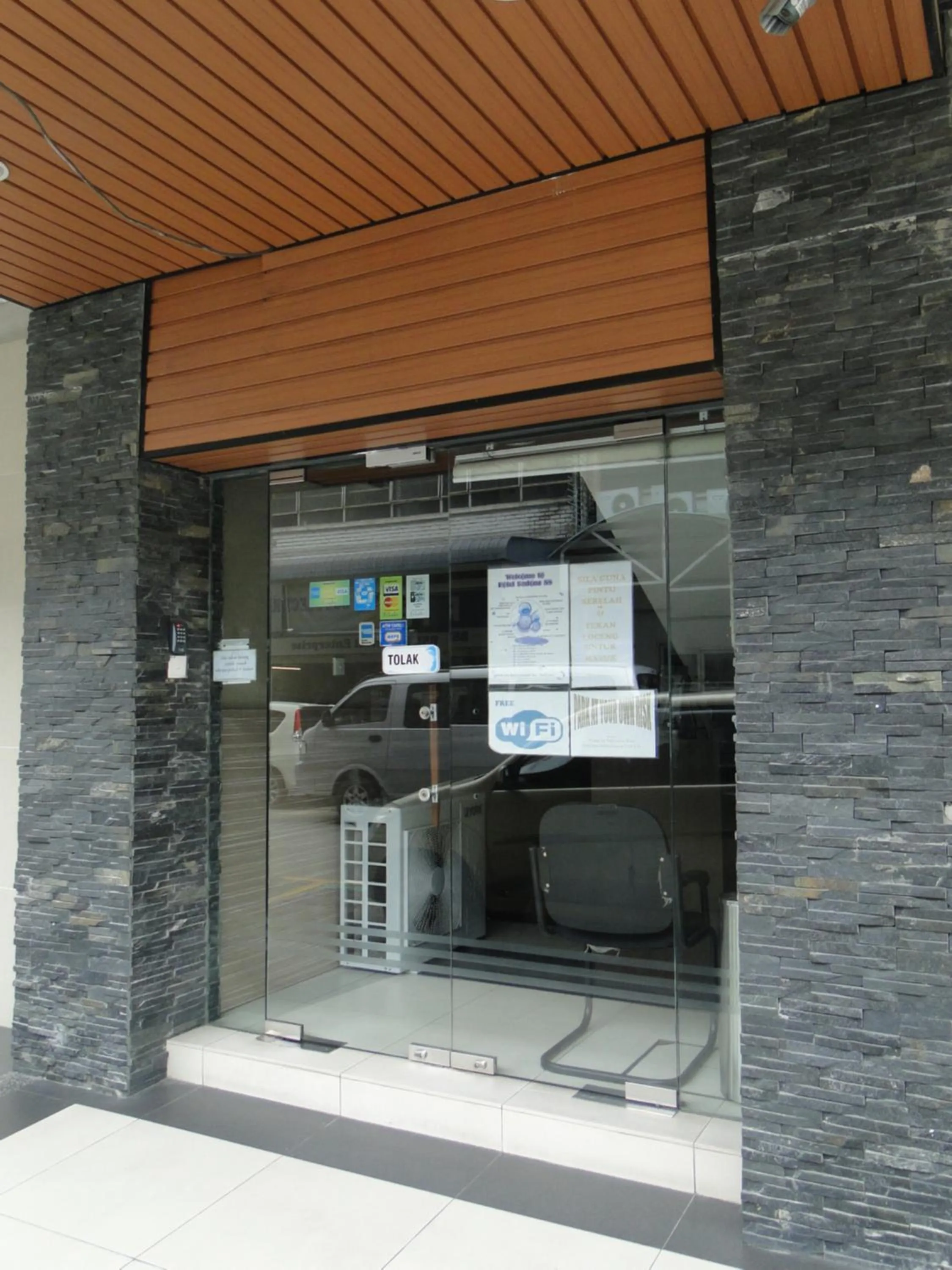 Property building in Hotel Sadong88