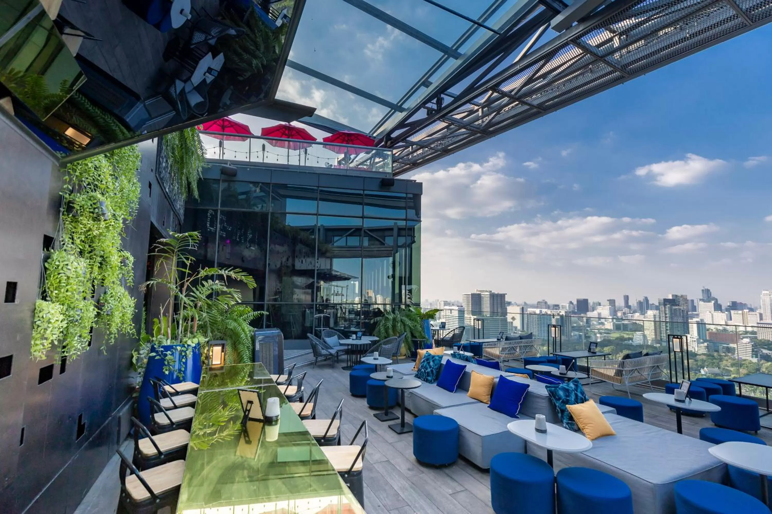 Restaurant/places to eat in SO/ Bangkok