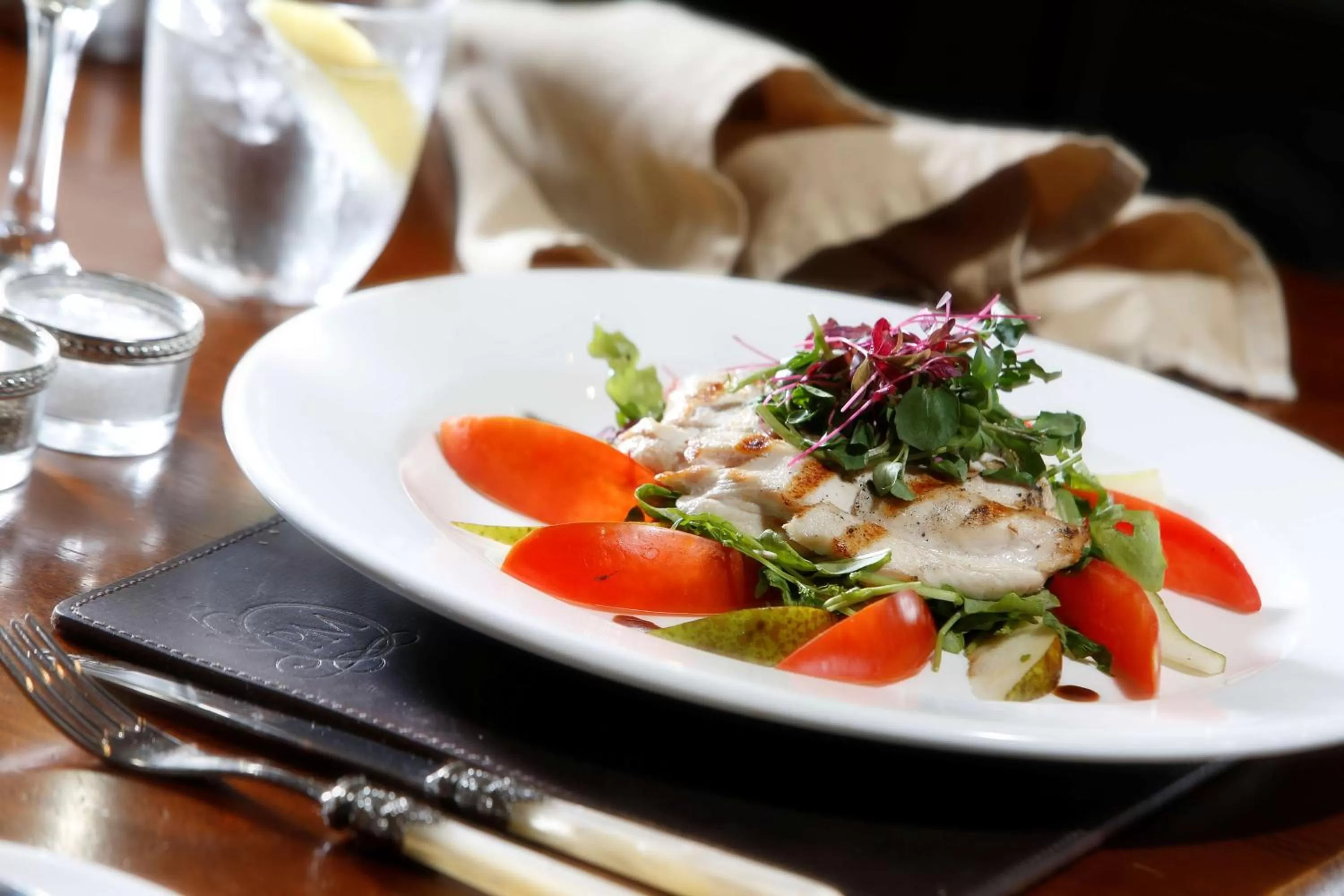 Restaurant/places to eat in Pennine Manor Hotel