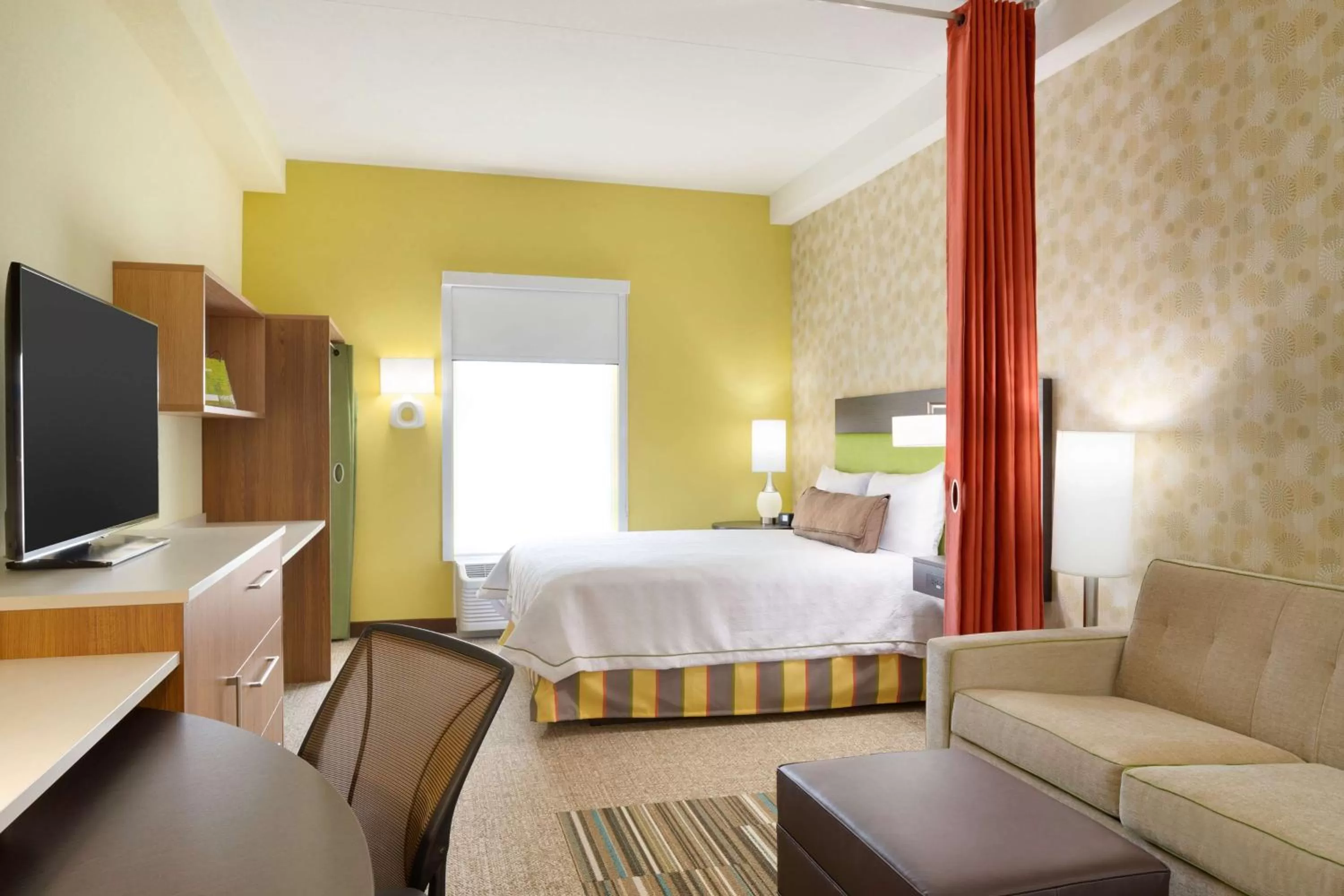 Bed in Home2 Suites by Hilton Charlotte Airport