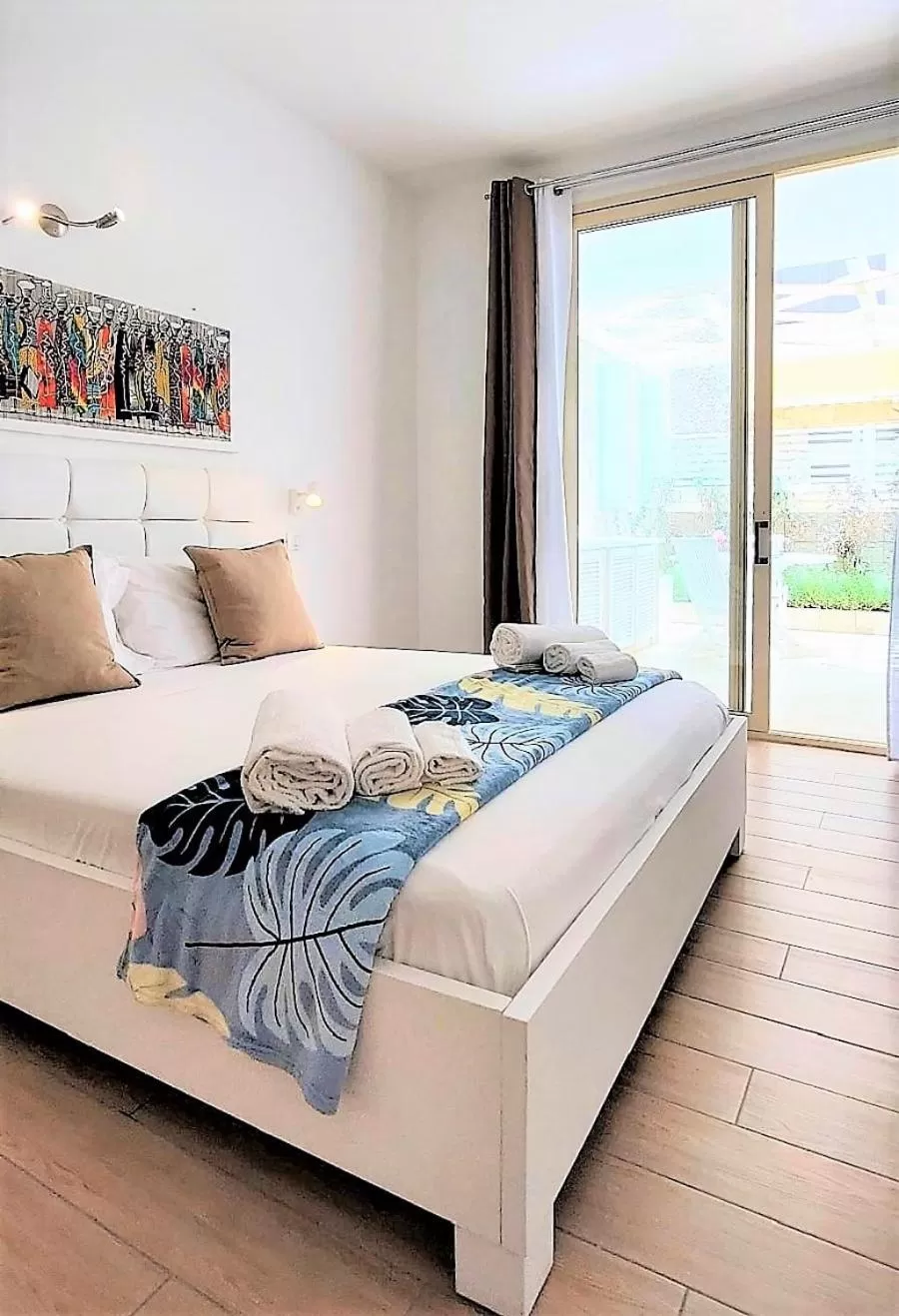 Bedroom in Branco Suites - Rooms & Holiday Apartments