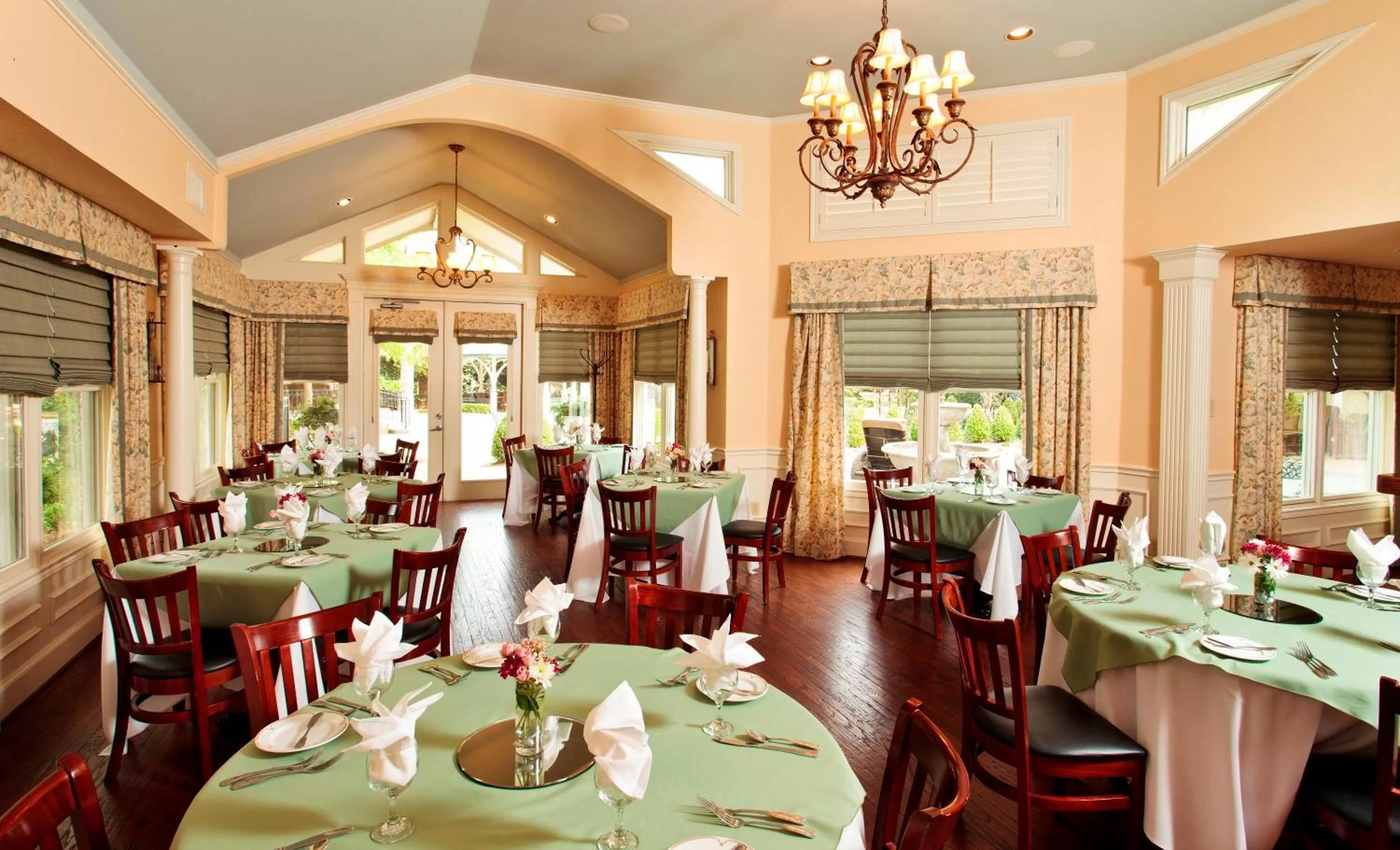 Banquet/Function facilities in The Sanford House Inn & Spa