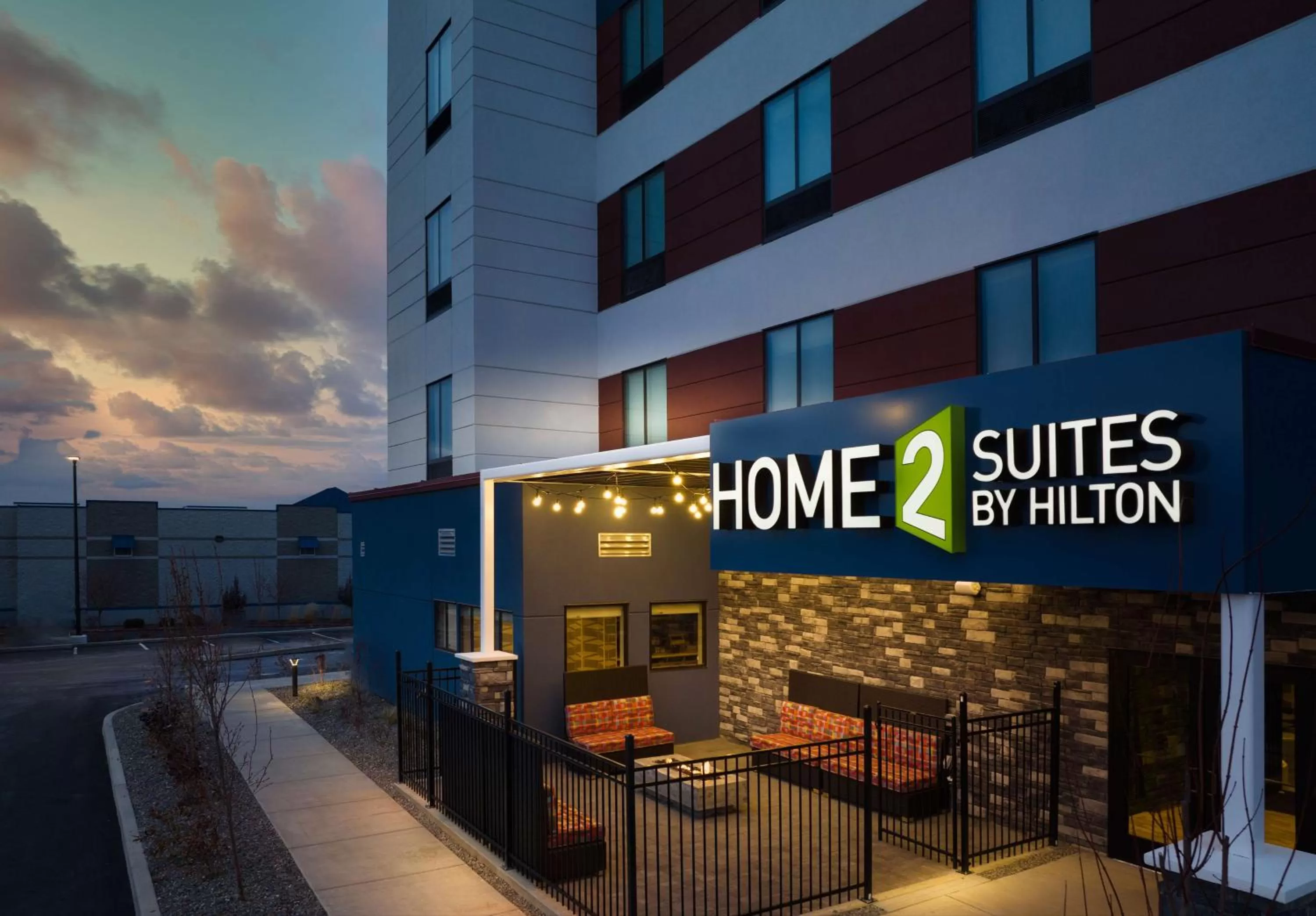 Property building in Home2 Suites By Hilton Bend, Or
