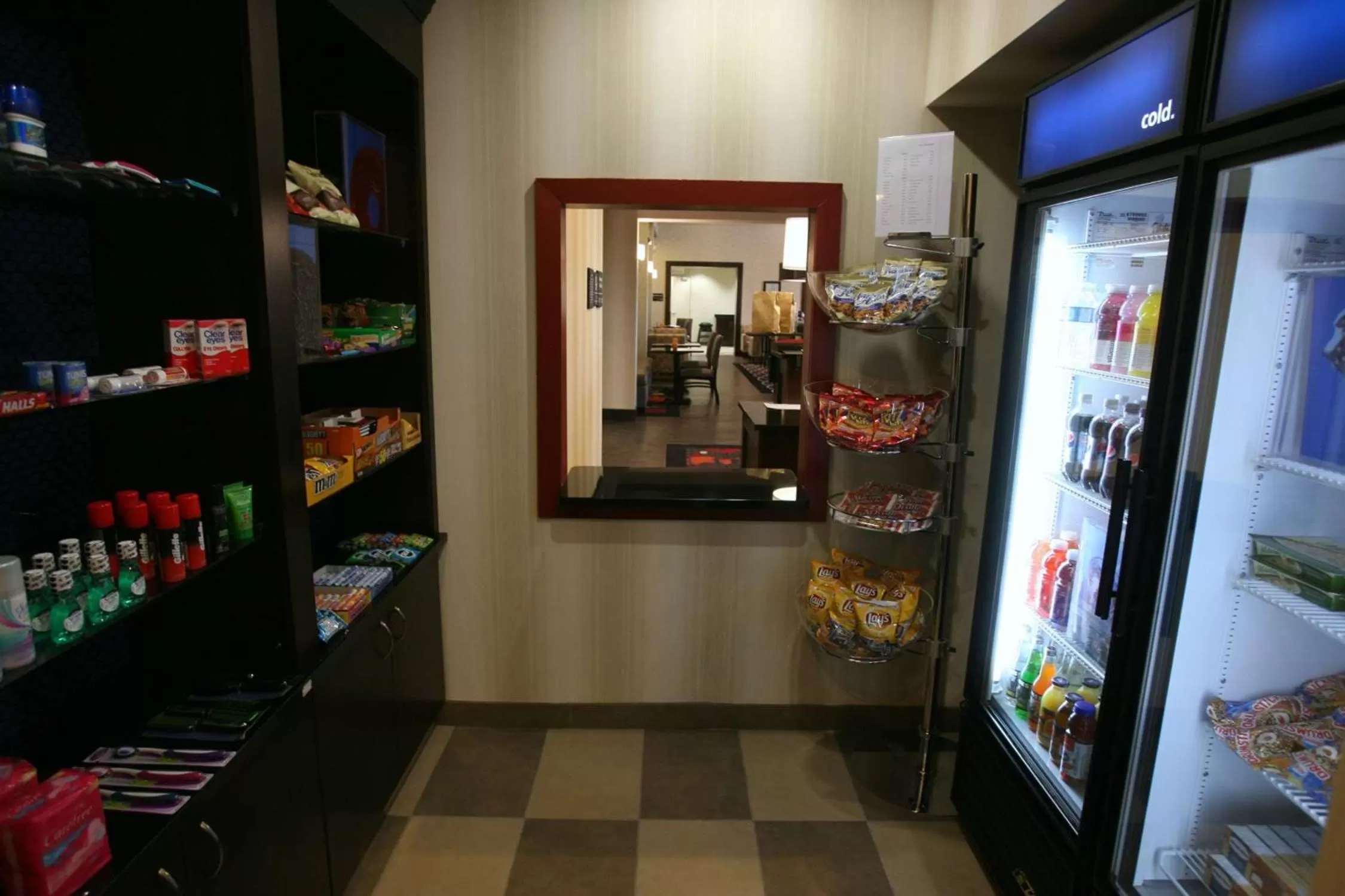 Restaurant/places to eat in Hampton Inn & Suites Red Deer