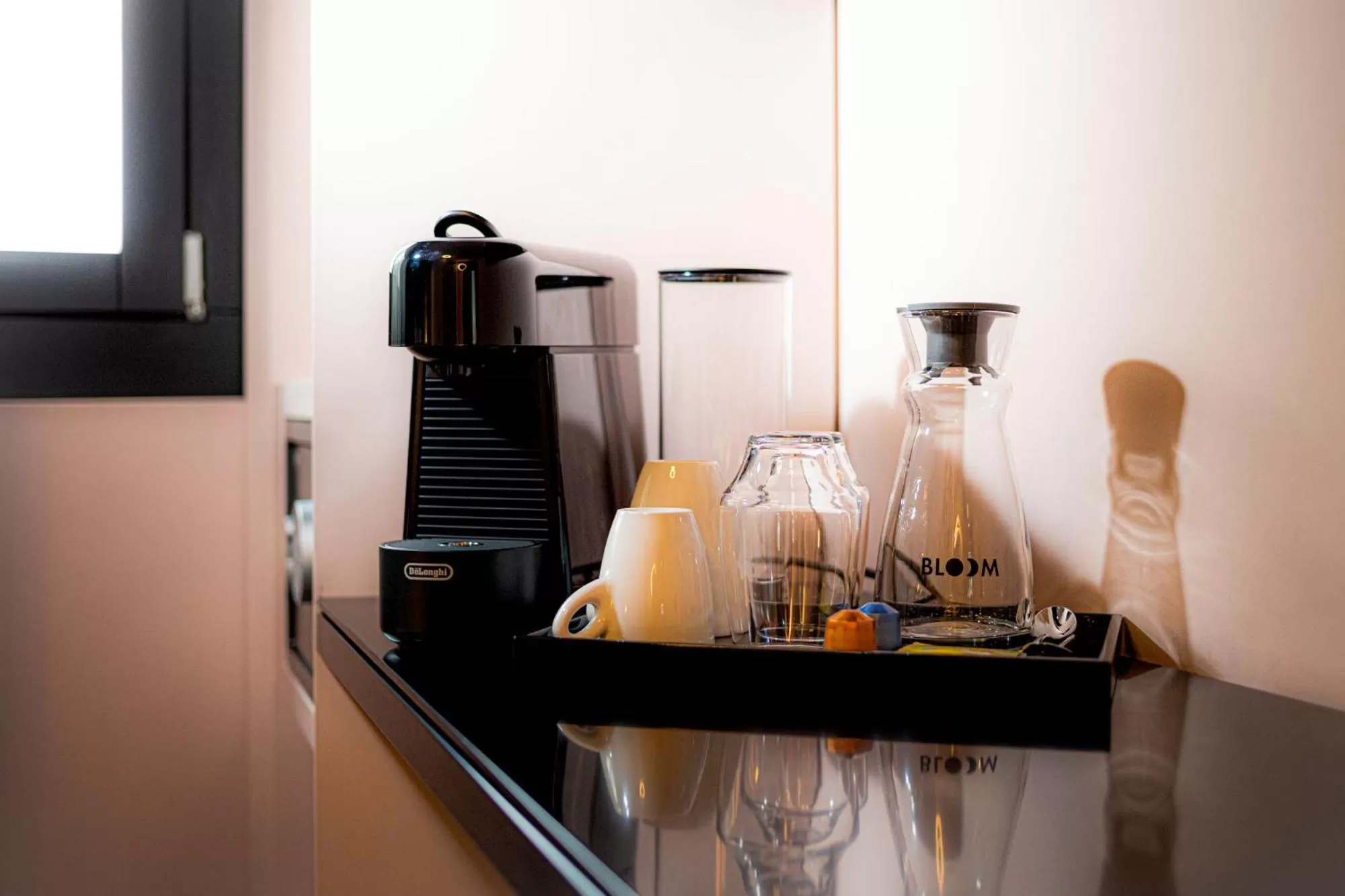 Coffee/tea facilities in BLOOM Boutique Hotel & Lounge Basel
