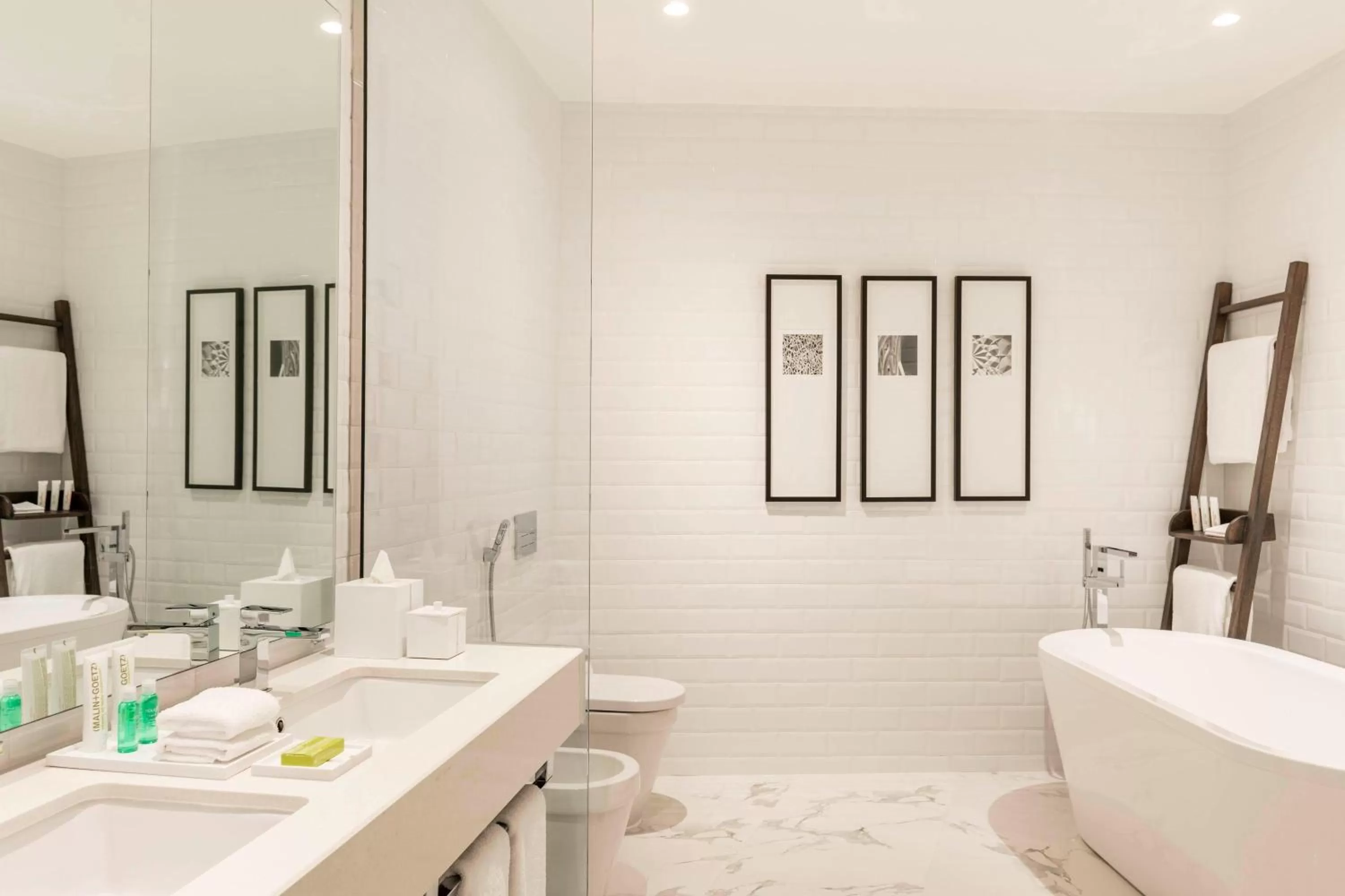 Bathroom in Le Royal Meridien Beach Resort & Spa Dubai